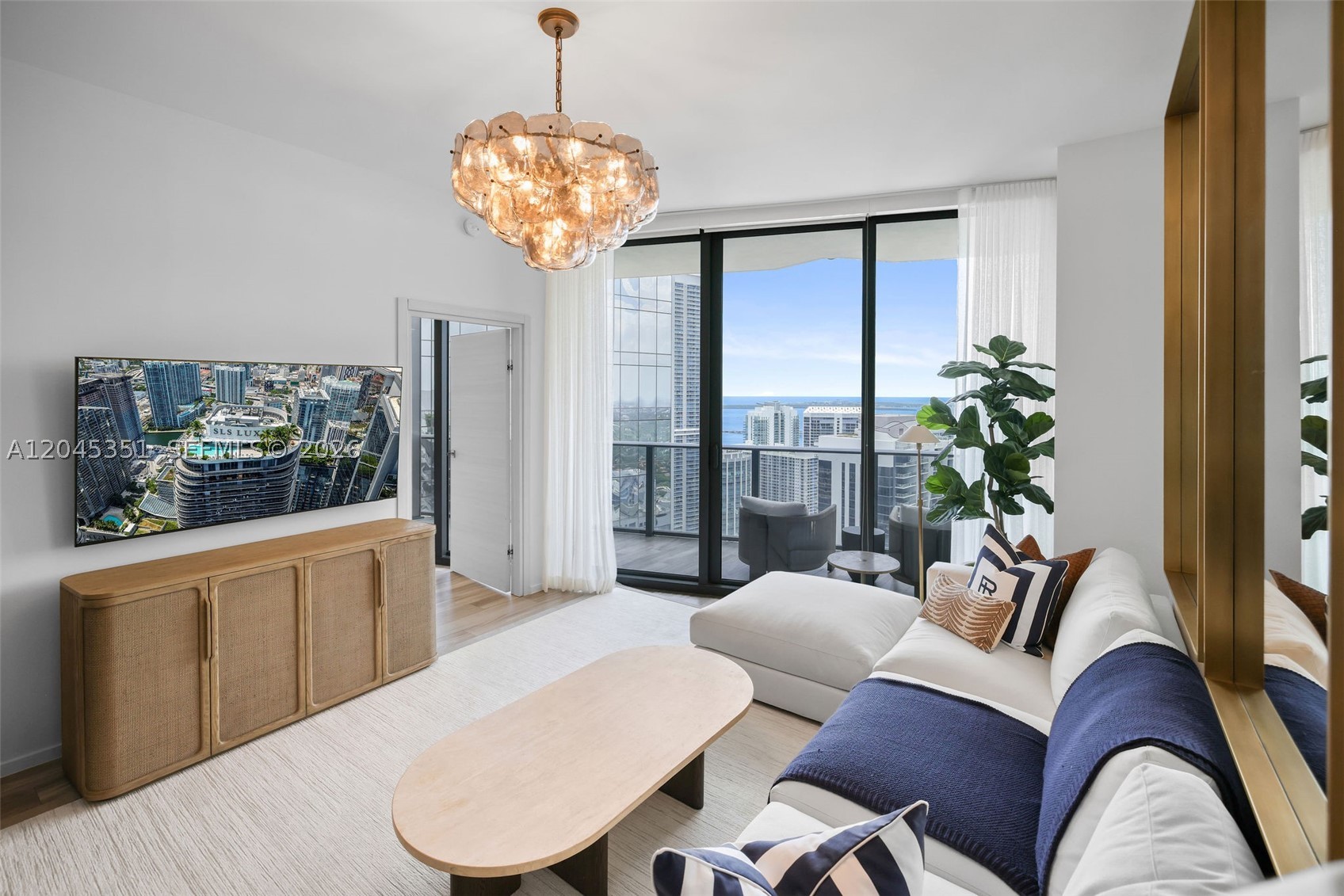 801 S Miami Ave #5403, Miami FL 33130