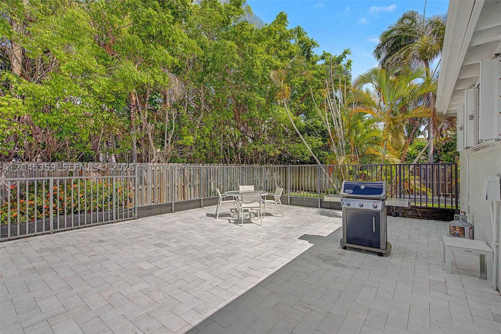 340 Atlantic Rd, Key Biscayne FL 33149