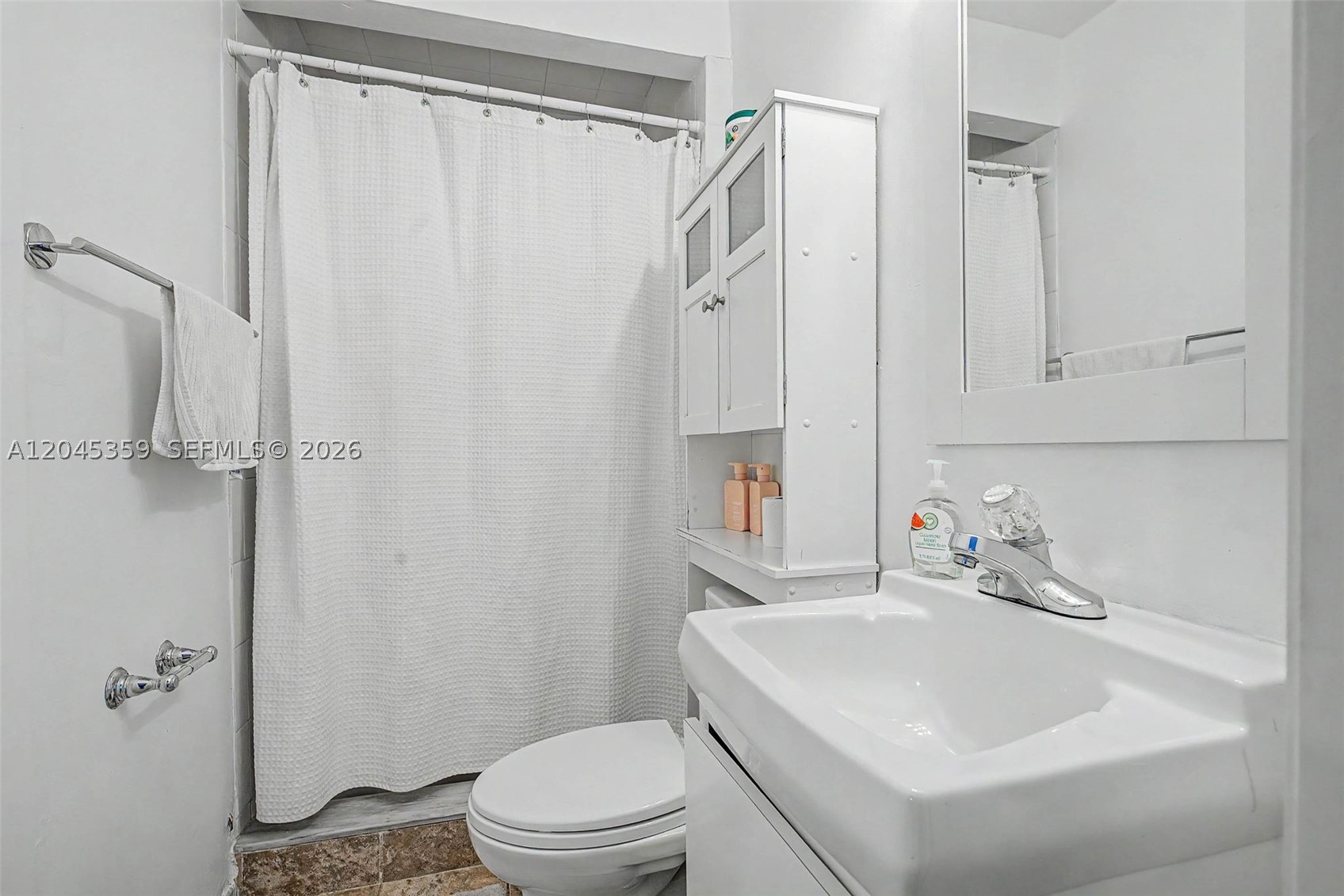 340 Atlantic Rd, Key Biscayne FL 33149