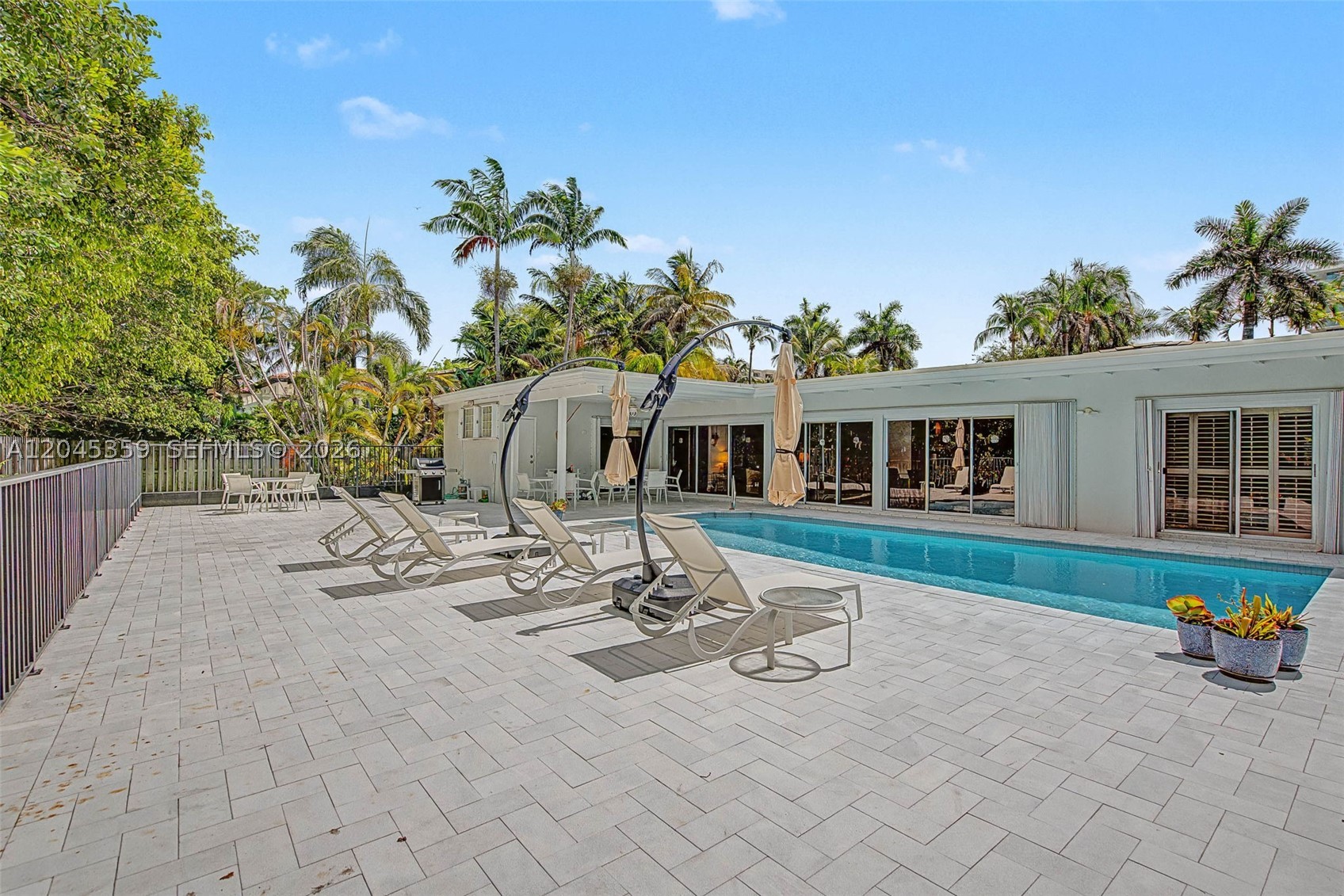 340 Atlantic Rd, Key Biscayne FL 33149
