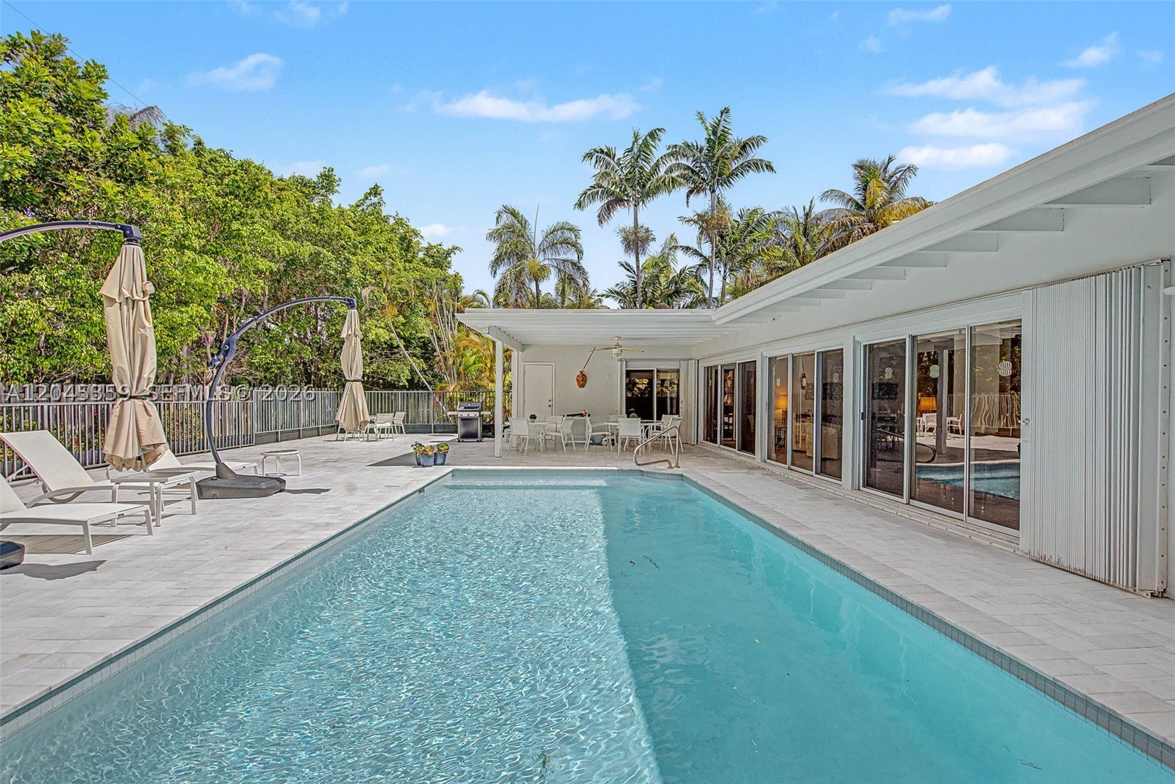 340 Atlantic Rd, Key Biscayne FL 33149