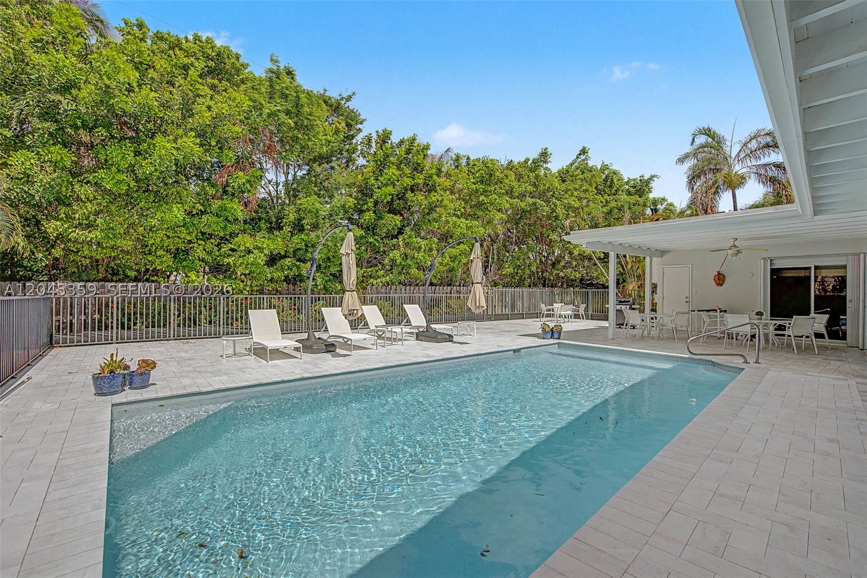 340 Atlantic Rd, Key Biscayne FL 33149