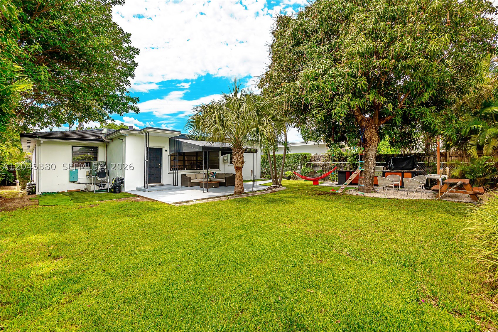 365 Fairway Dr, Miami Beach FL 33141