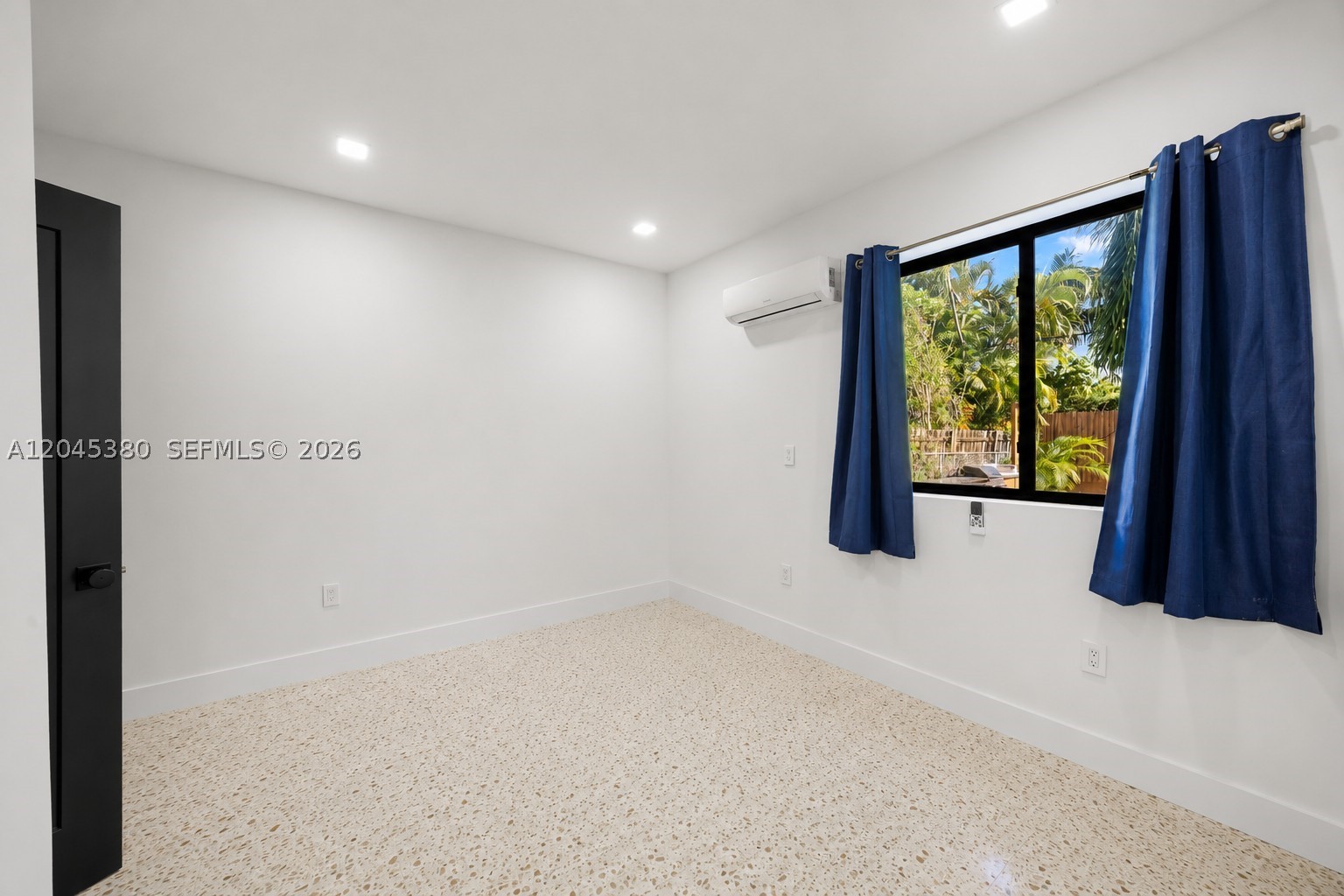 365 Fairway Dr, Miami Beach FL 33141