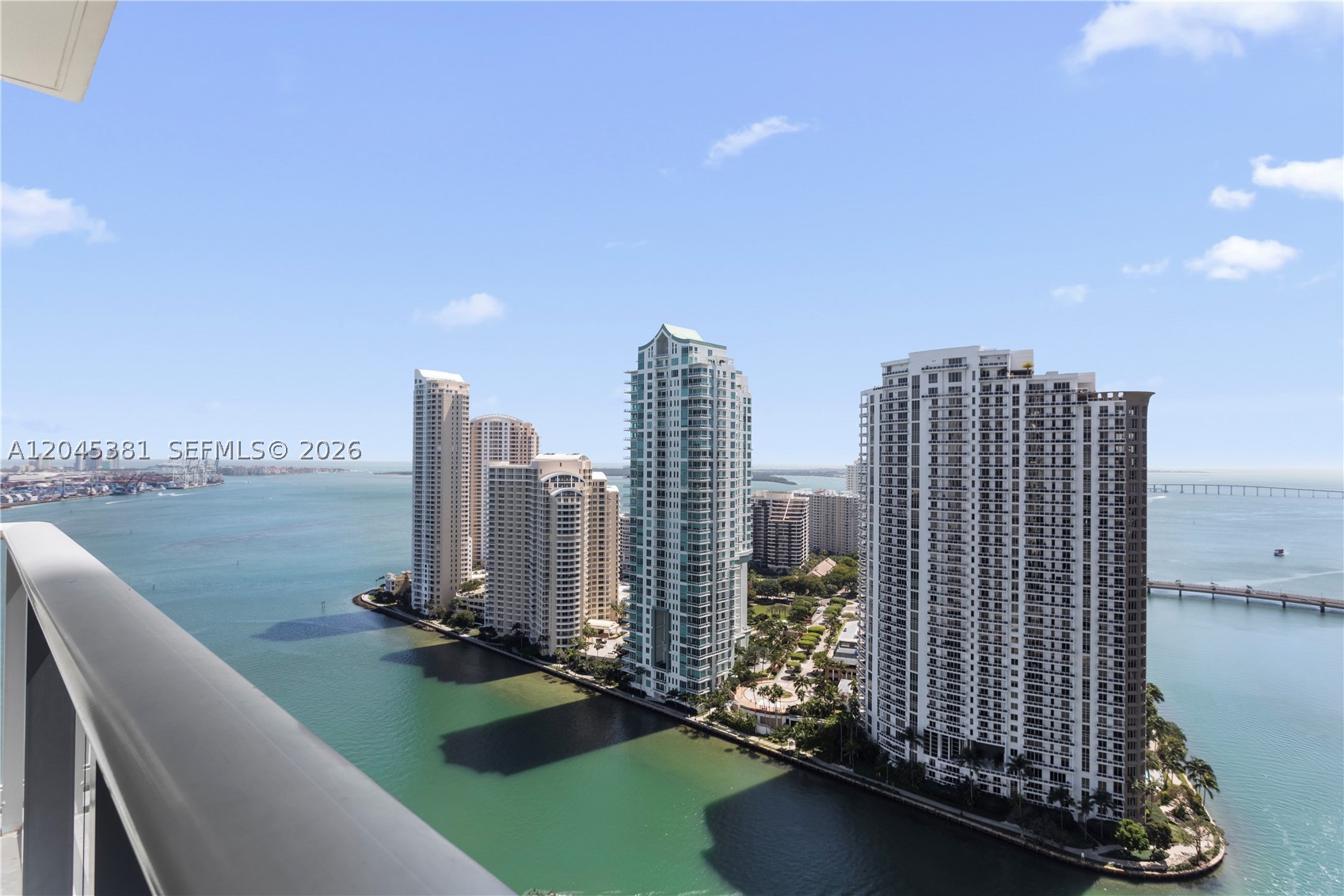 300 S Biscayne Blvd #T-2806, Miami FL 33131