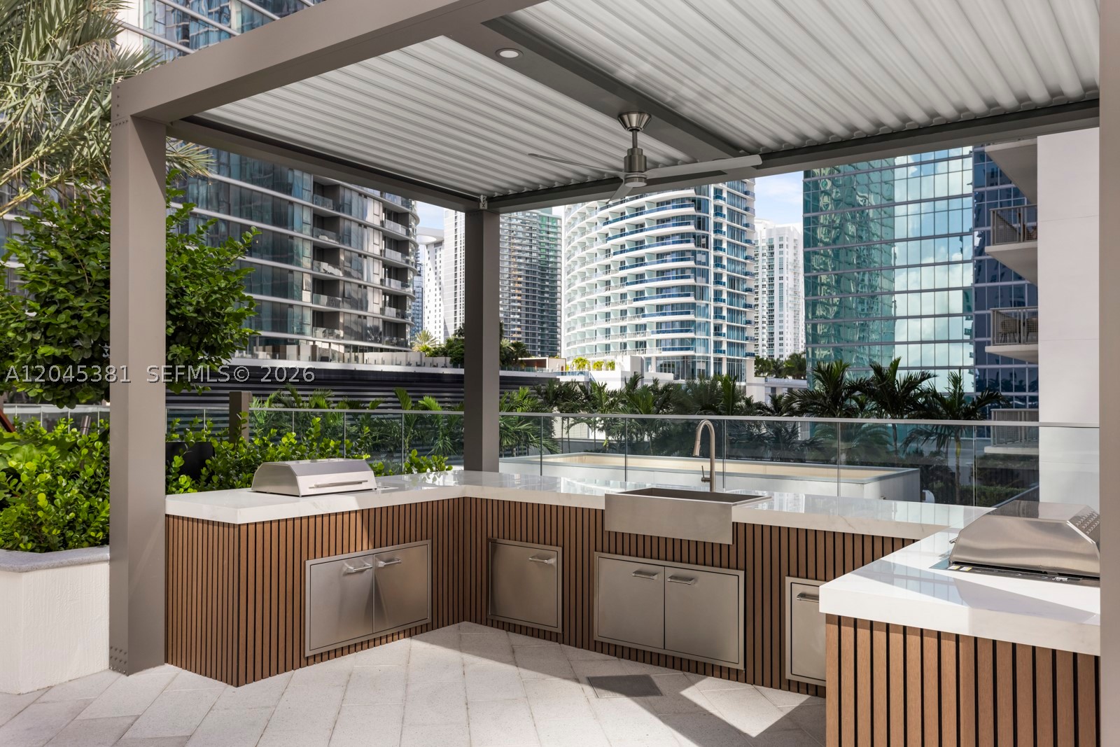 300 S Biscayne Blvd #T-2806, Miami FL 33131