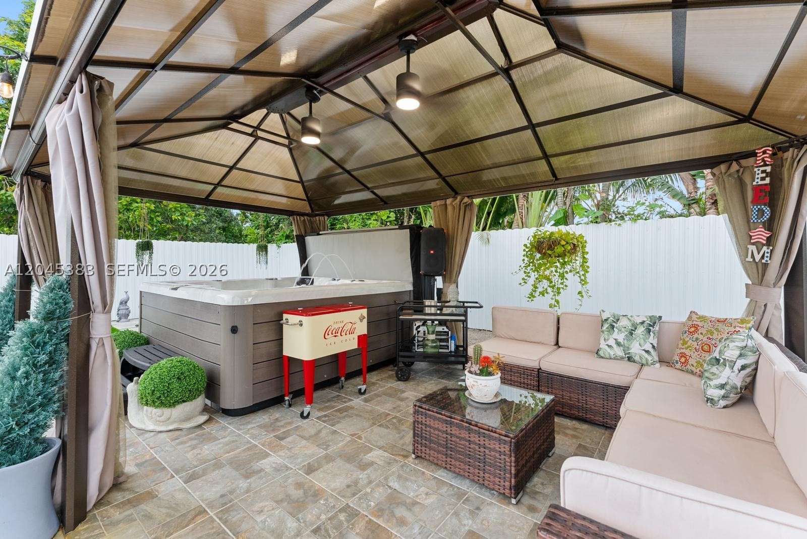 9508 N Military Trl, Palm Beach Gardens FL 33410