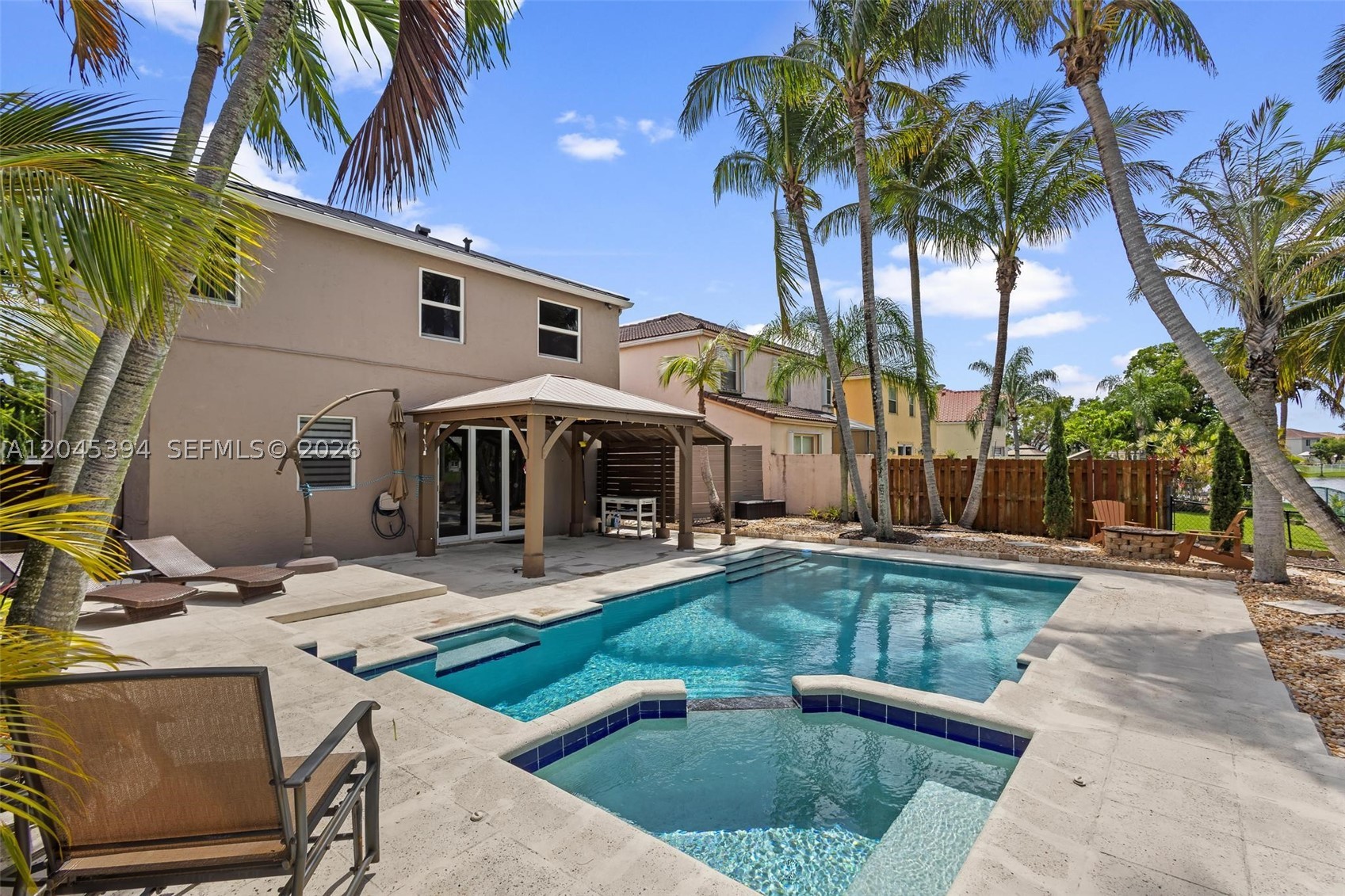 15835 NW 7th St, Pembroke Pines FL 33028