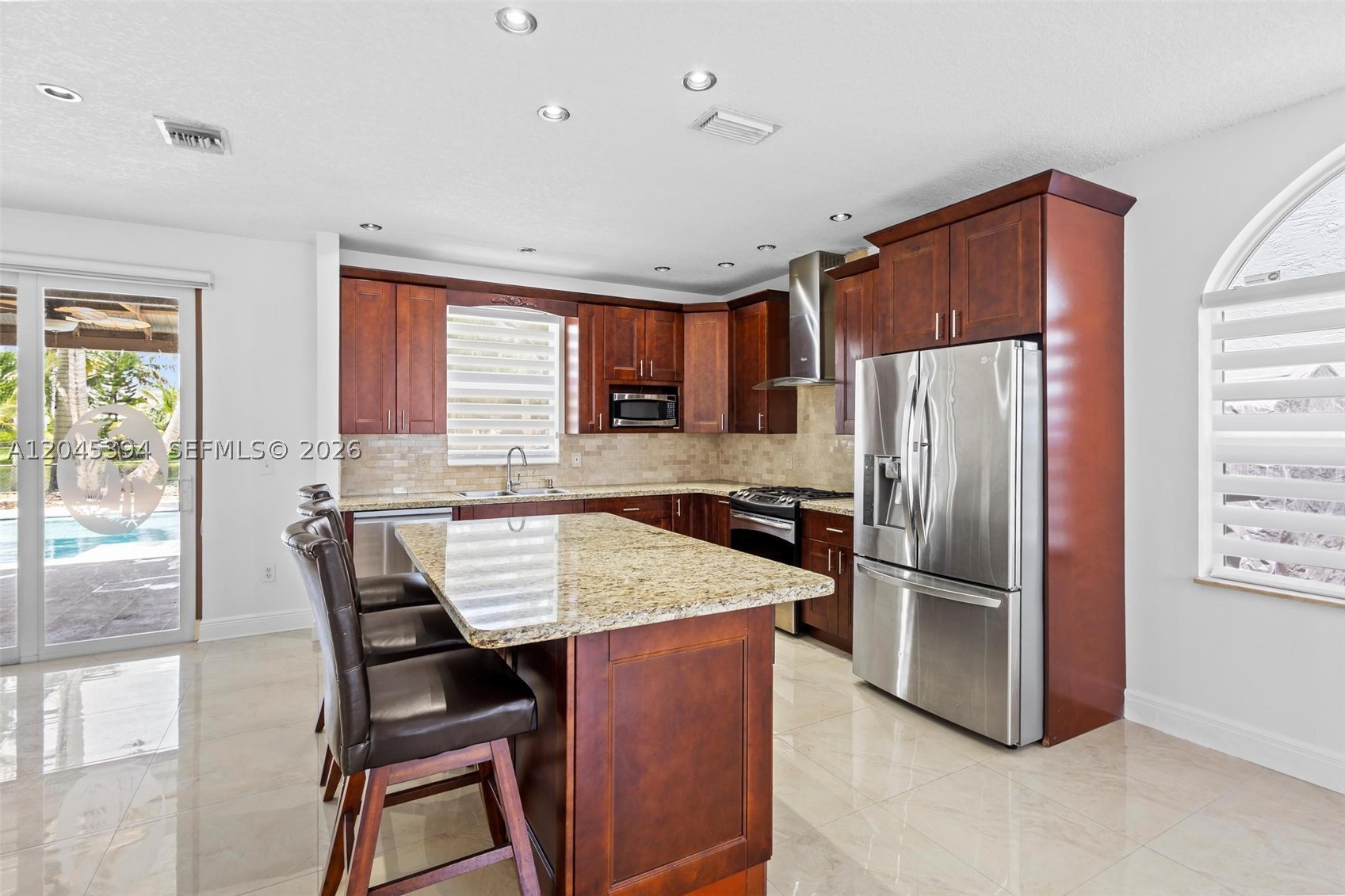 15835 NW 7th St, Pembroke Pines FL 33028