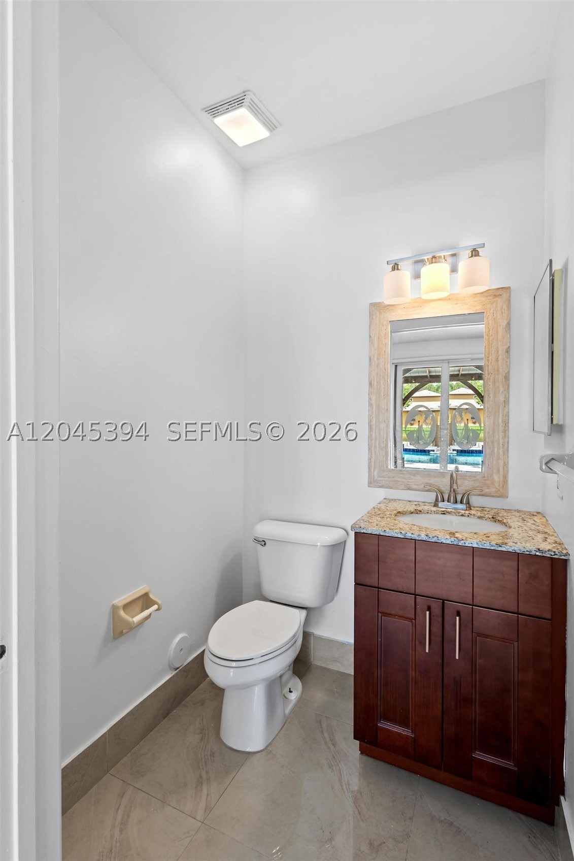 15835 NW 7th St, Pembroke Pines FL 33028