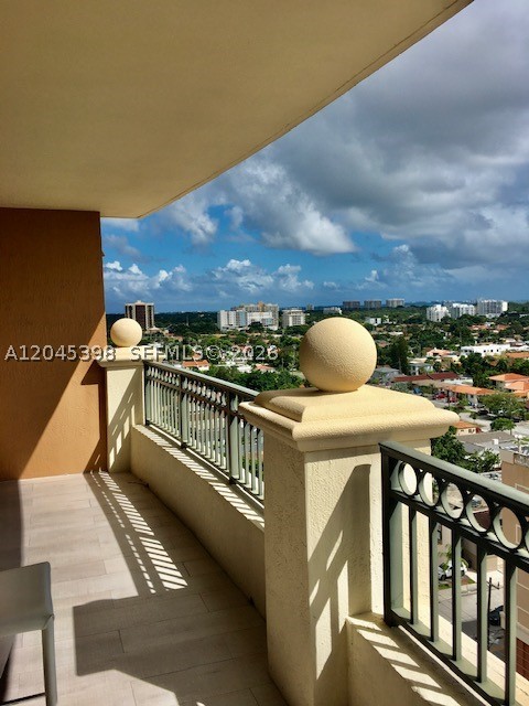 3232 SW 22nd Ter #1303, Miami FL 33145