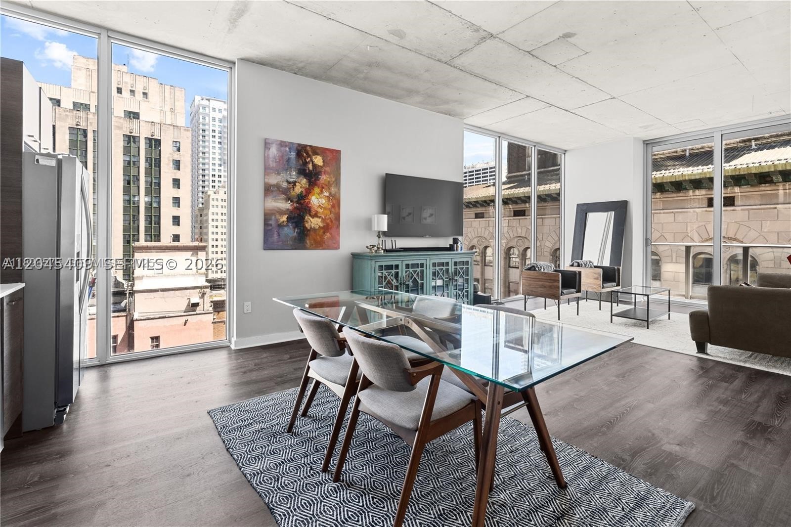 151 SE 1st St #1402, Miami FL 33131