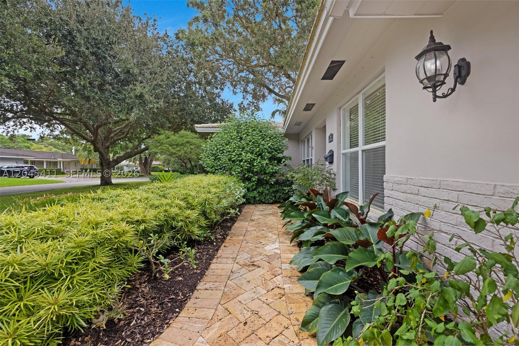 1246 Algardi Ave, Coral Gables FL 33146