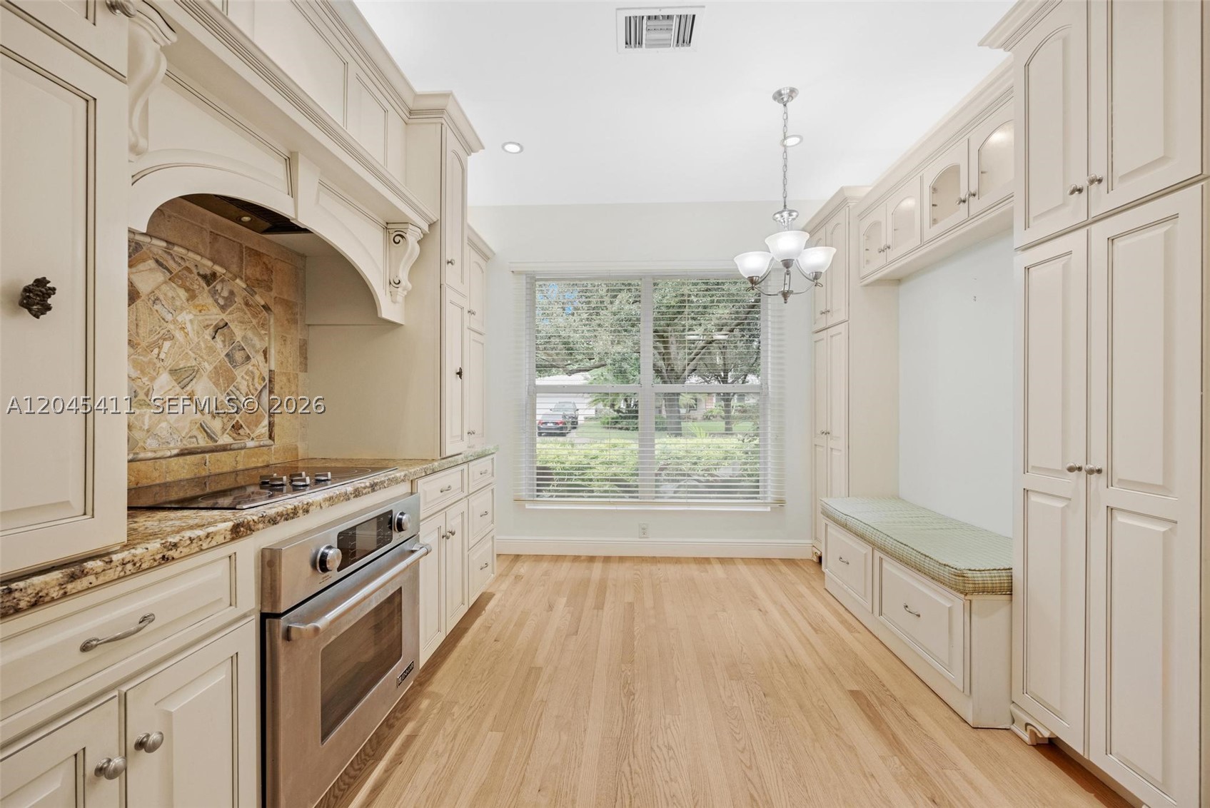 1246 Algardi Ave, Coral Gables FL 33146