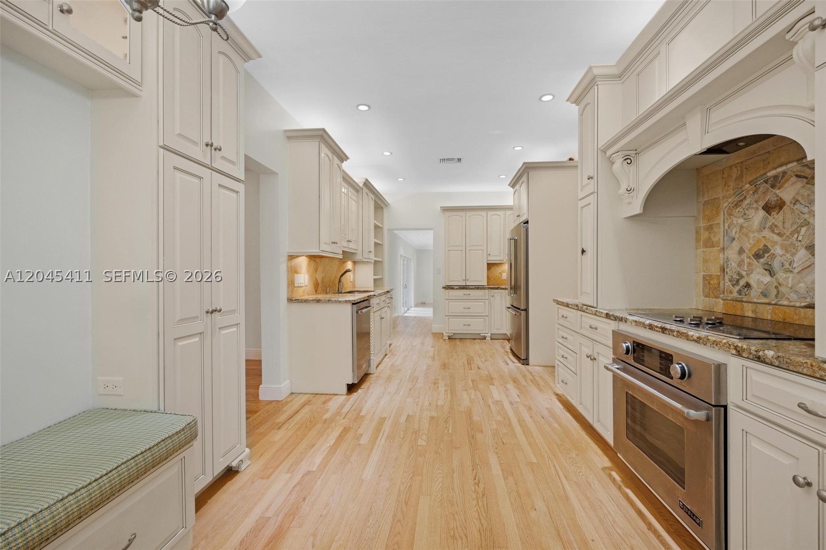 1246 Algardi Ave, Coral Gables FL 33146