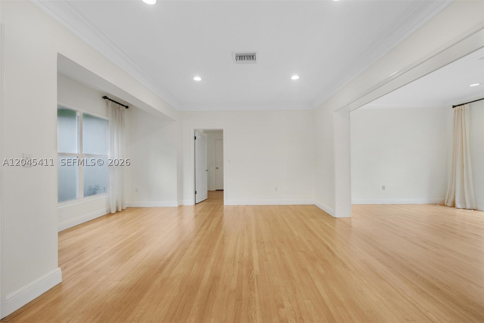 1246 Algardi Ave, Coral Gables FL 33146