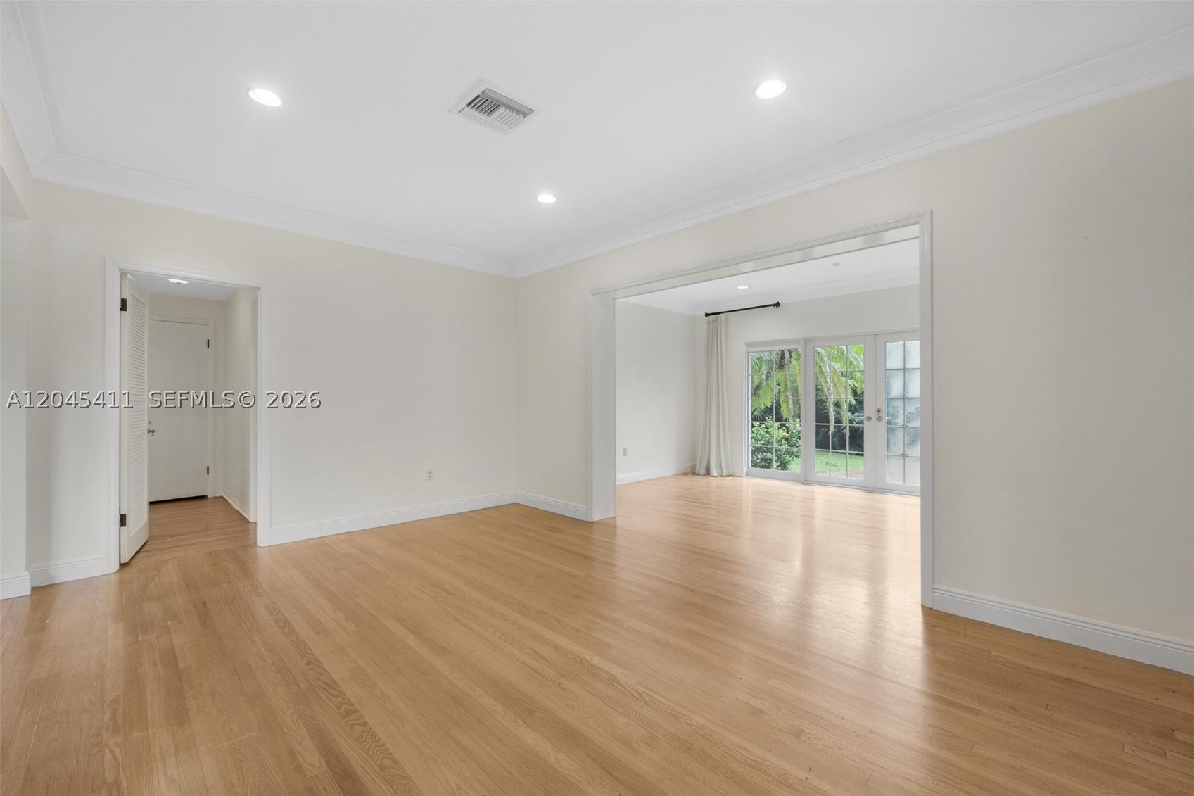 1246 Algardi Ave, Coral Gables FL 33146