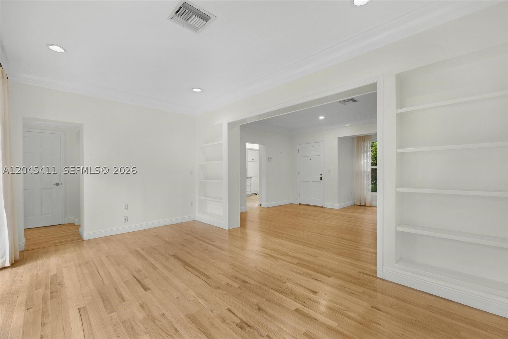 1246 Algardi Ave, Coral Gables FL 33146