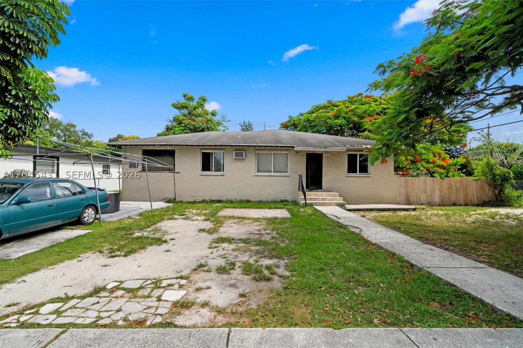 5901 SW 62nd St, Miami FL 33143