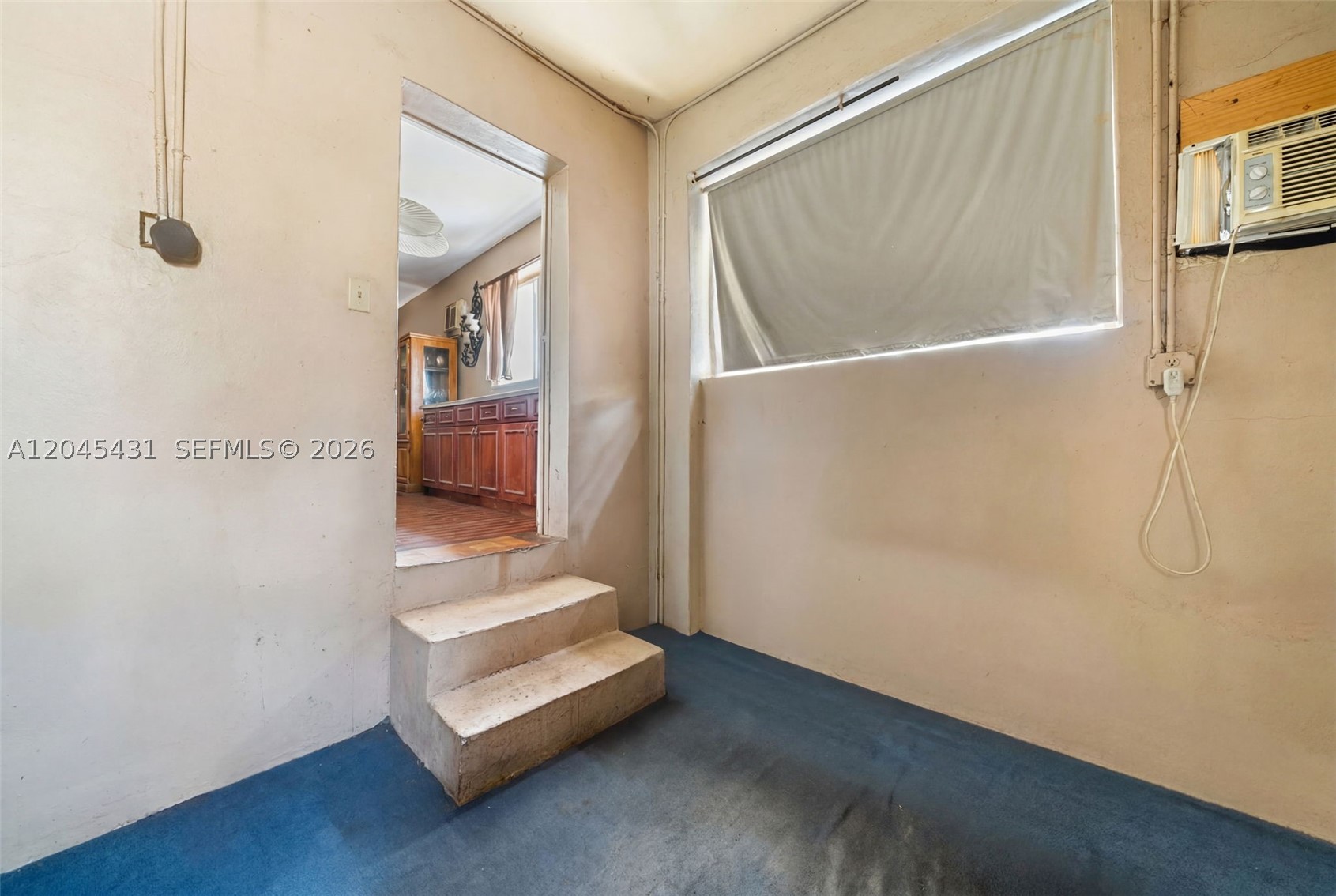 5901 SW 62nd St, Miami FL 33143