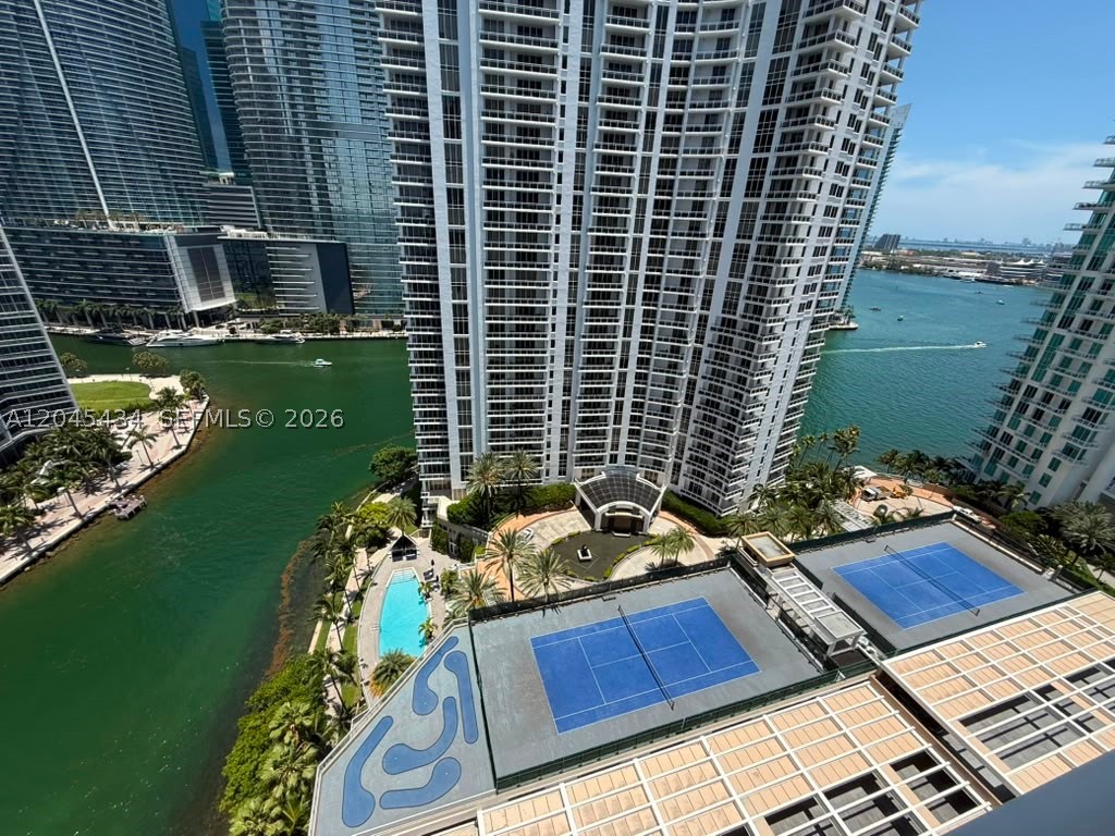 801 Brickell Key Blvd #2204, Miami FL 33131