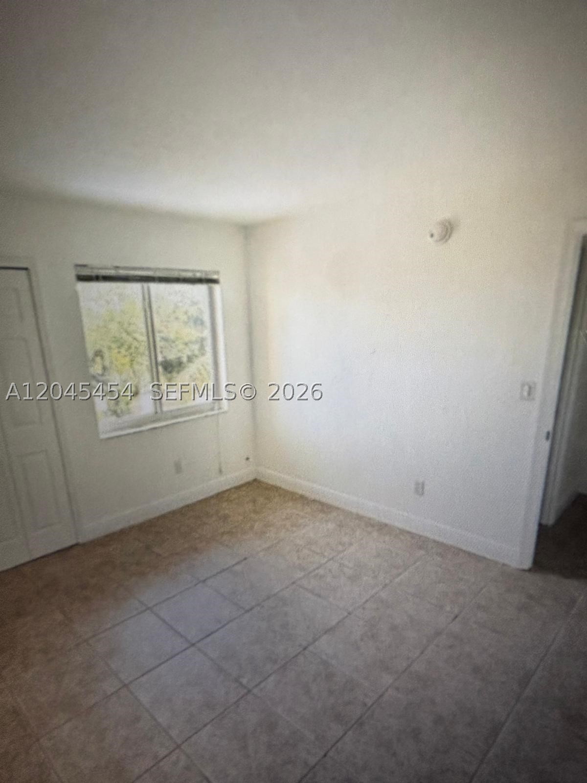 984 W 40th St #2, Hialeah FL 33012