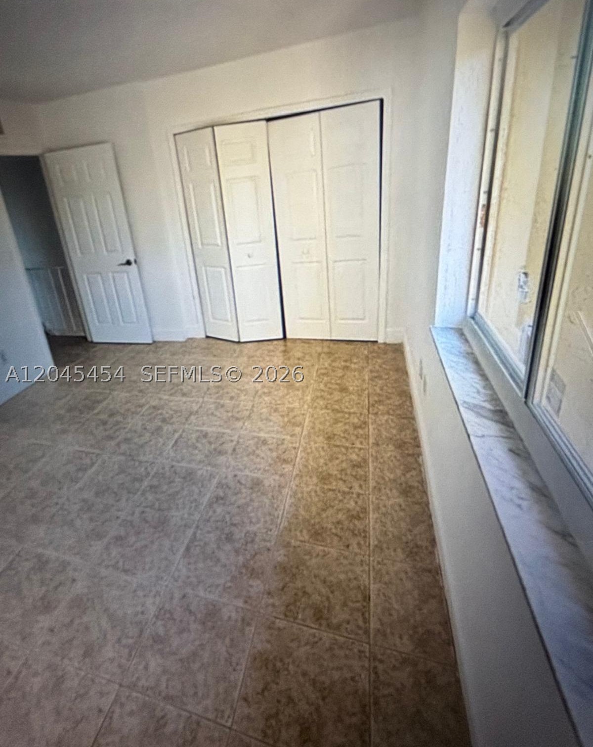 984 W 40th St #2, Hialeah FL 33012