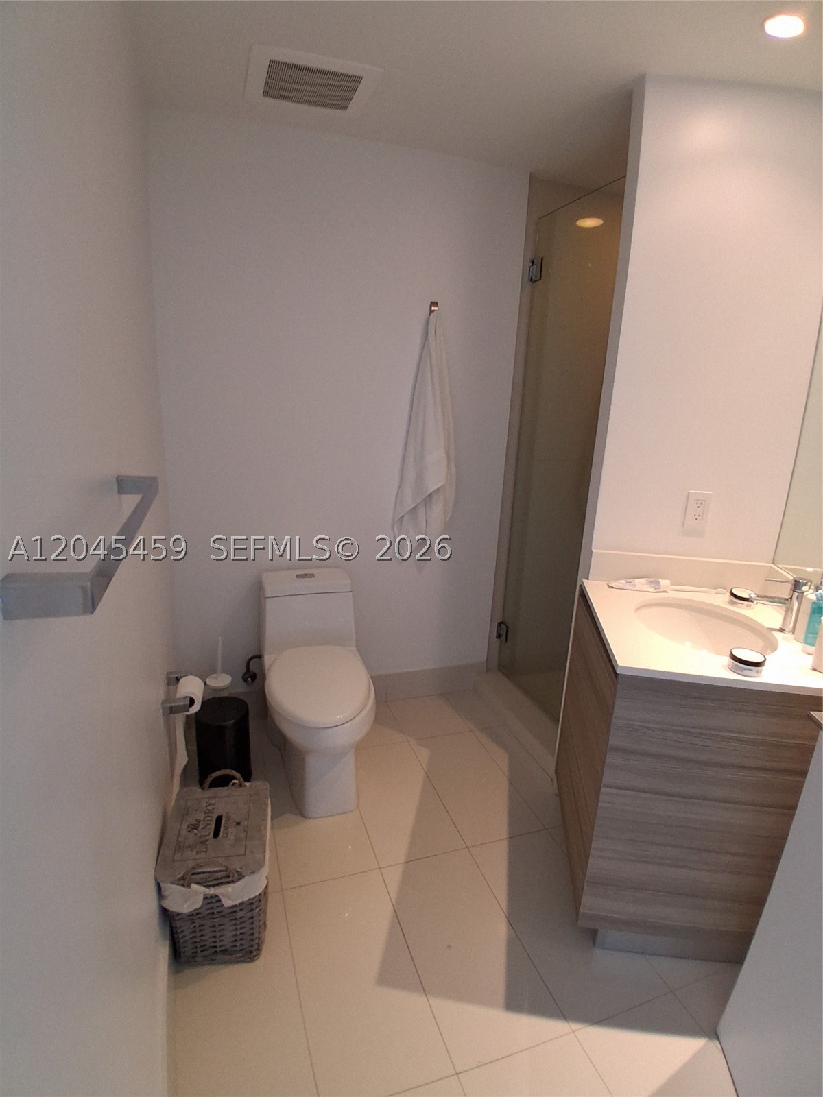 Miami FL 33137 - A12045459