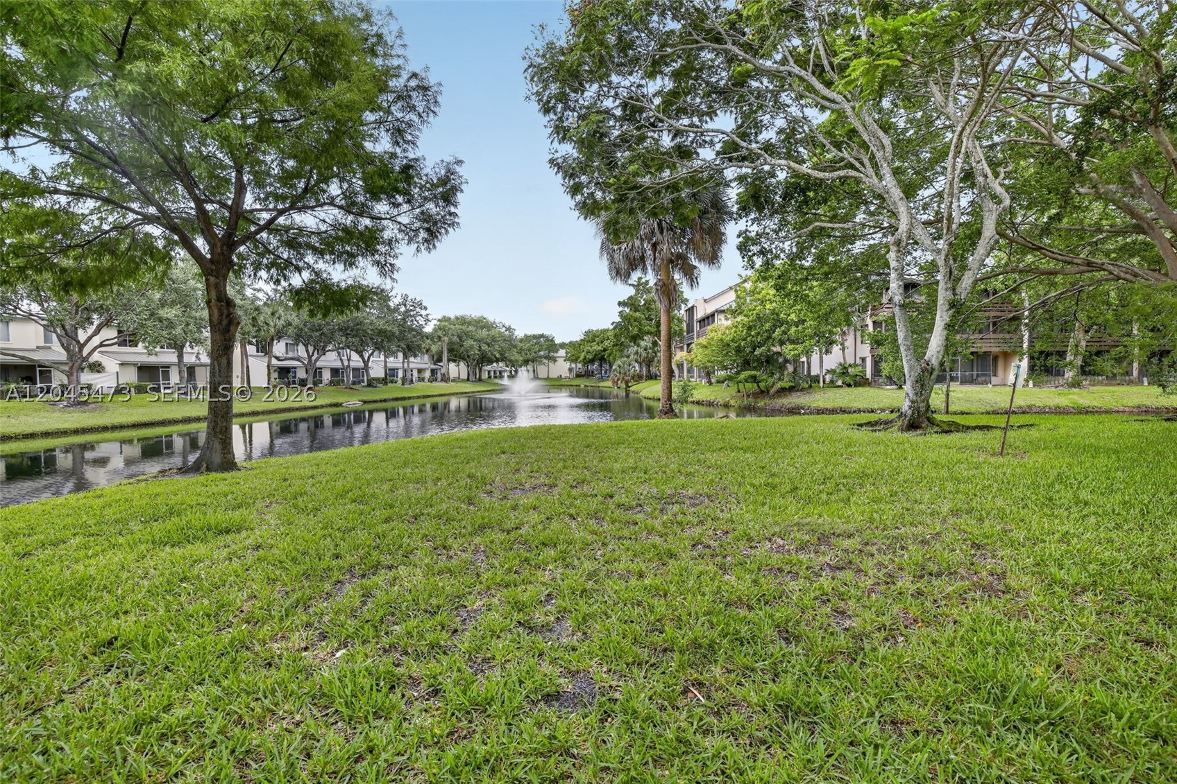 120 SW 96th Ter #204, Plantation FL 33324