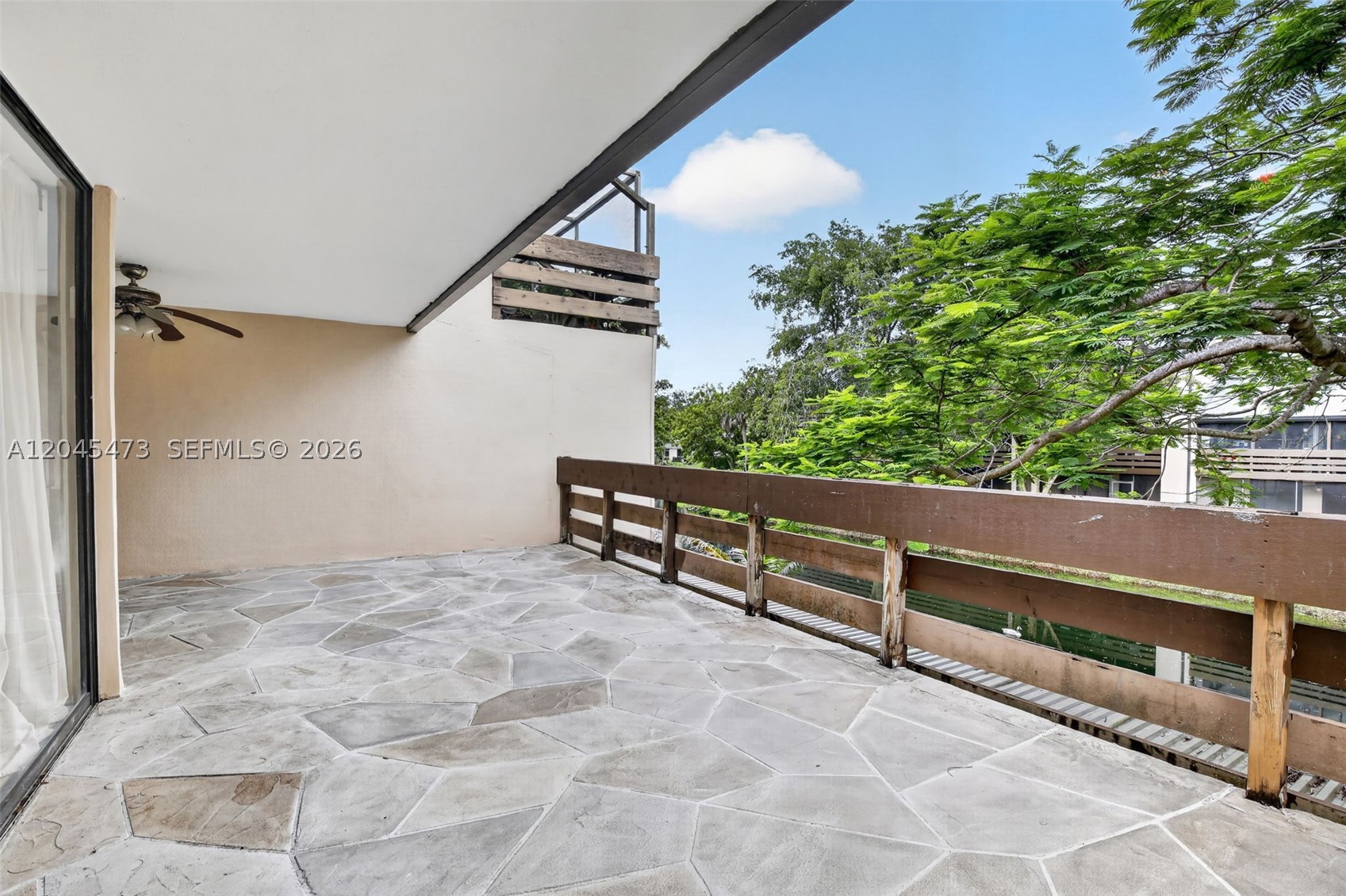 120 SW 96th Ter #204, Plantation FL 33324