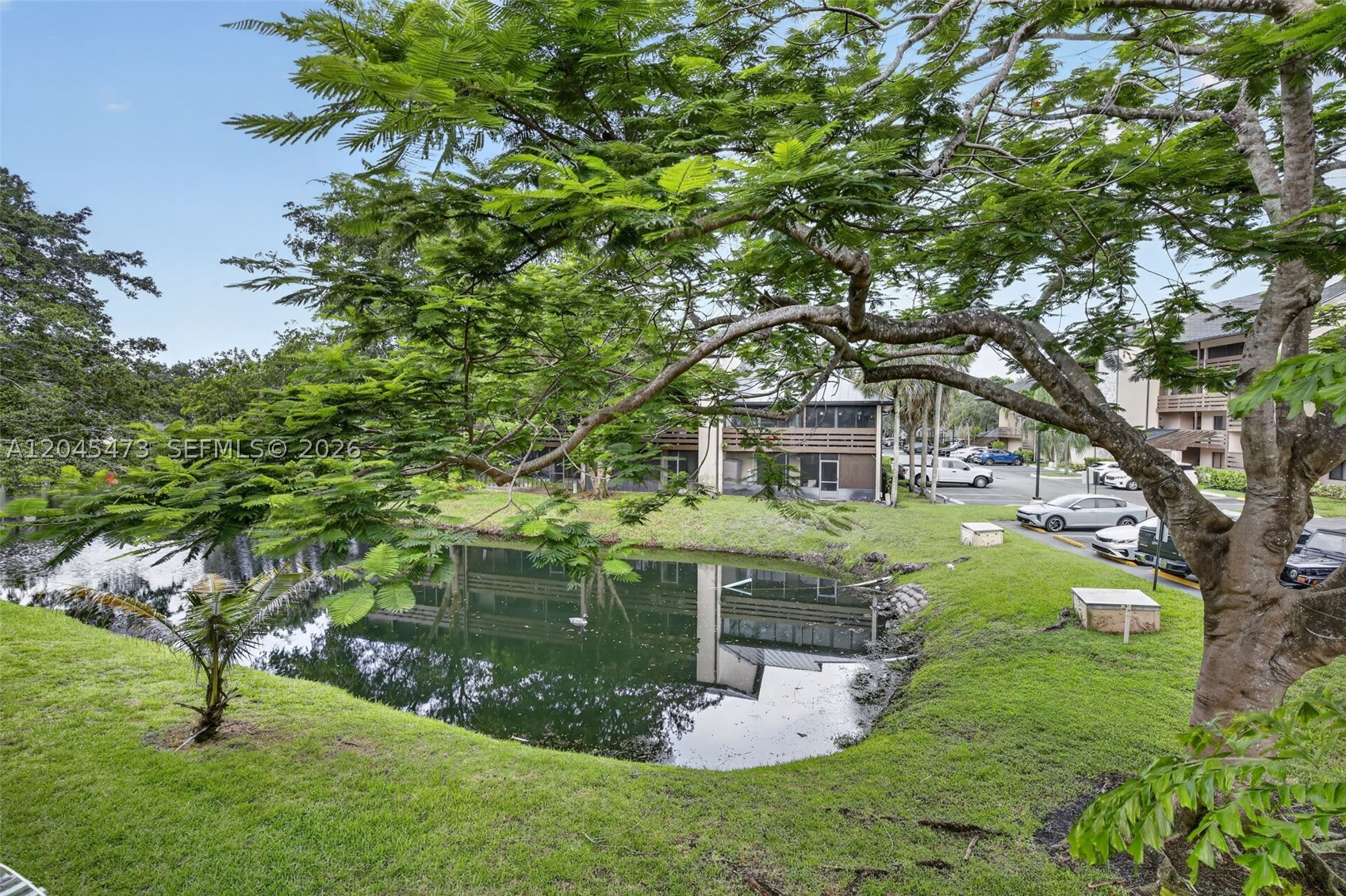 120 SW 96th Ter #204, Plantation FL 33324