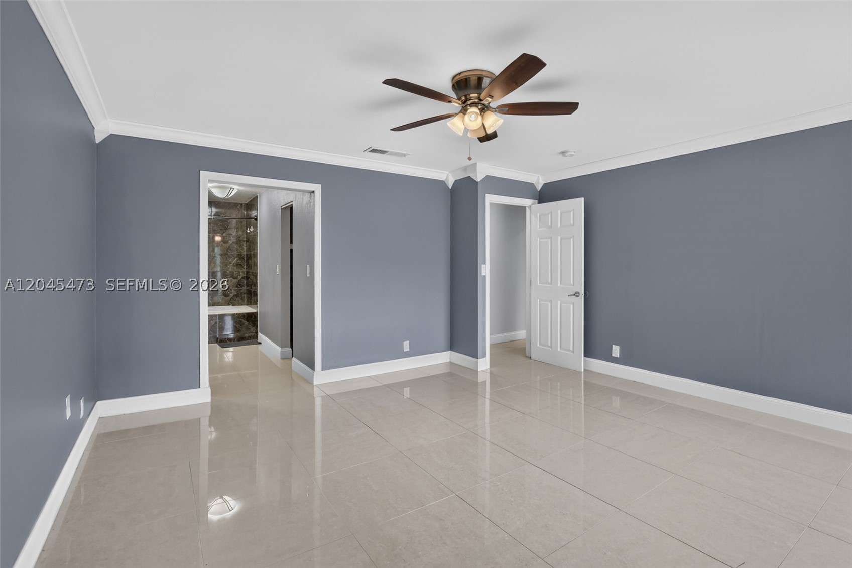 120 SW 96th Ter #204, Plantation FL 33324