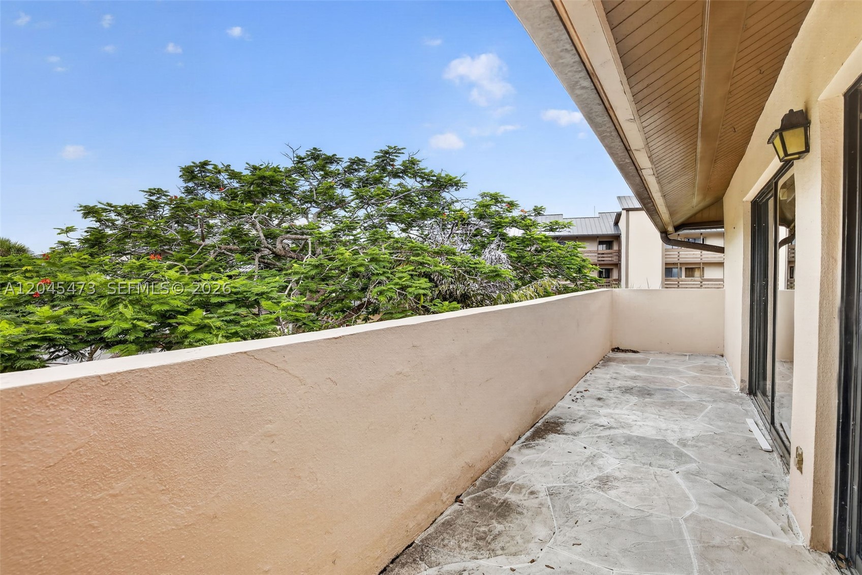 120 SW 96th Ter #204, Plantation FL 33324