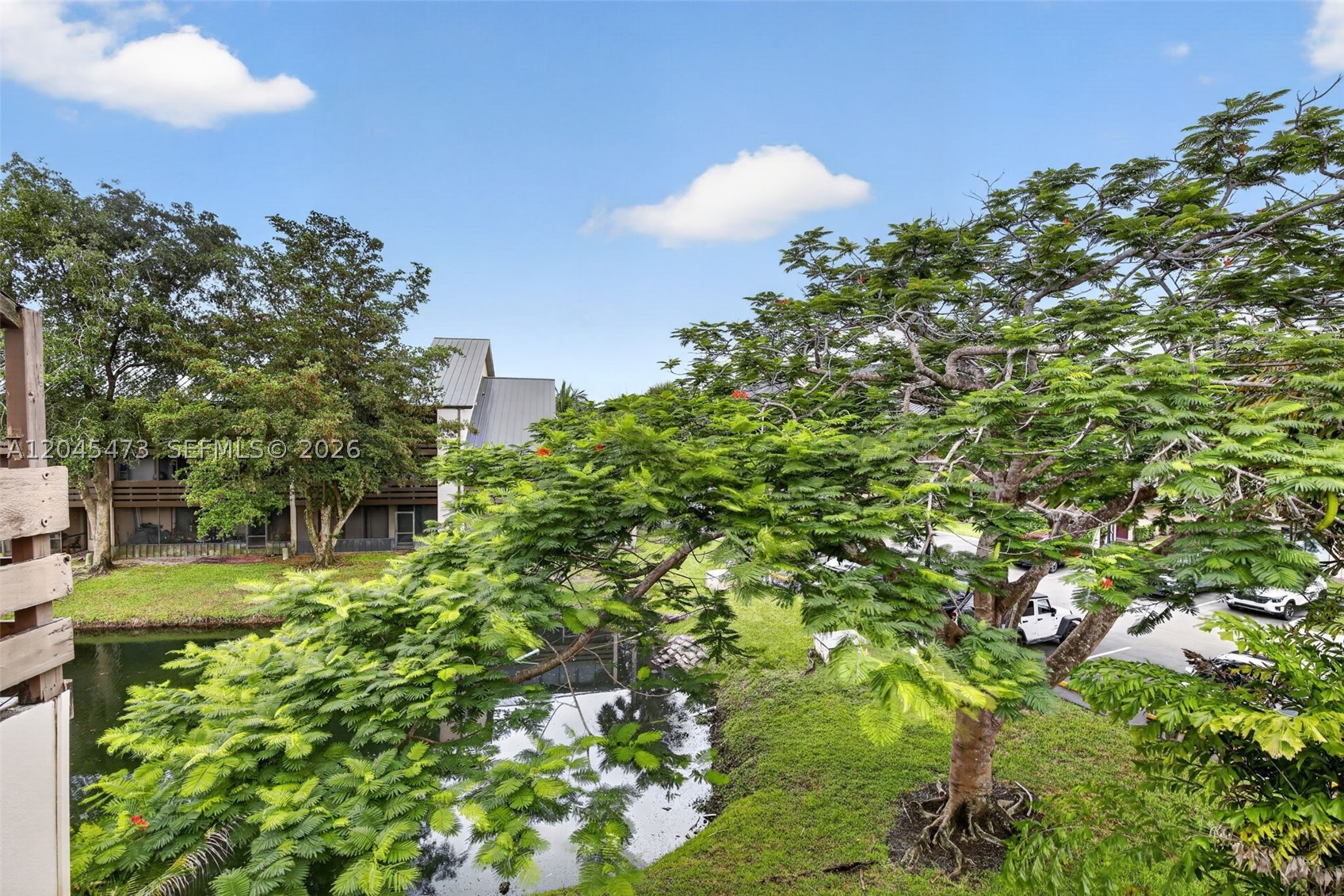 120 SW 96th Ter #204, Plantation FL 33324