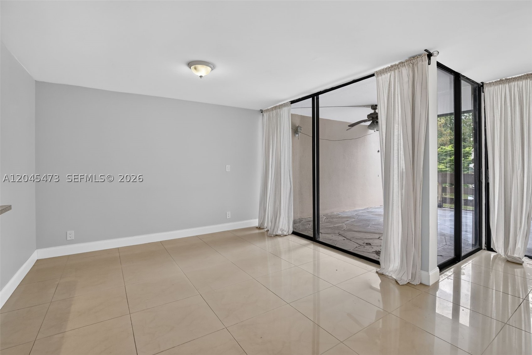 120 SW 96th Ter #204, Plantation FL 33324