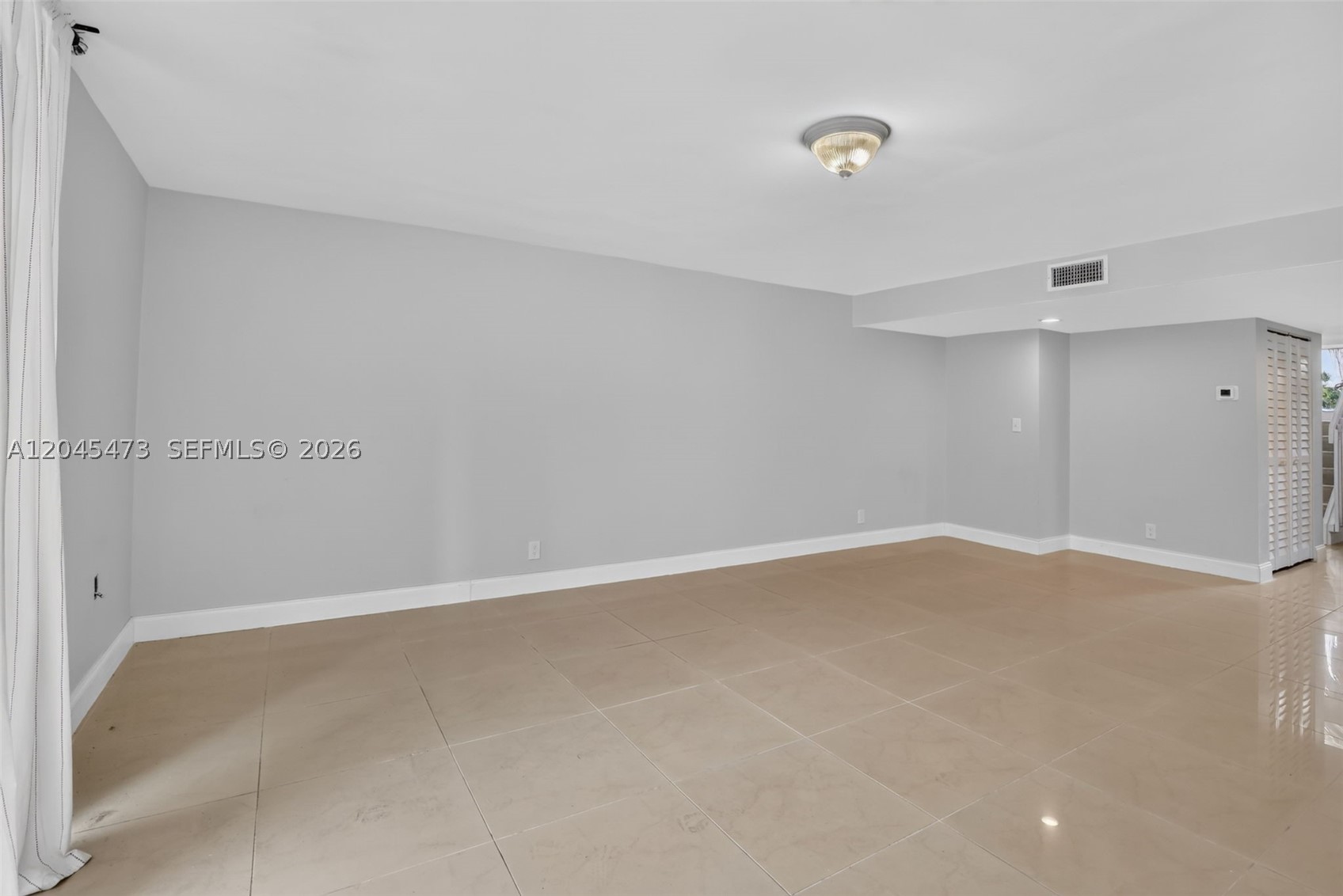120 SW 96th Ter #204, Plantation FL 33324