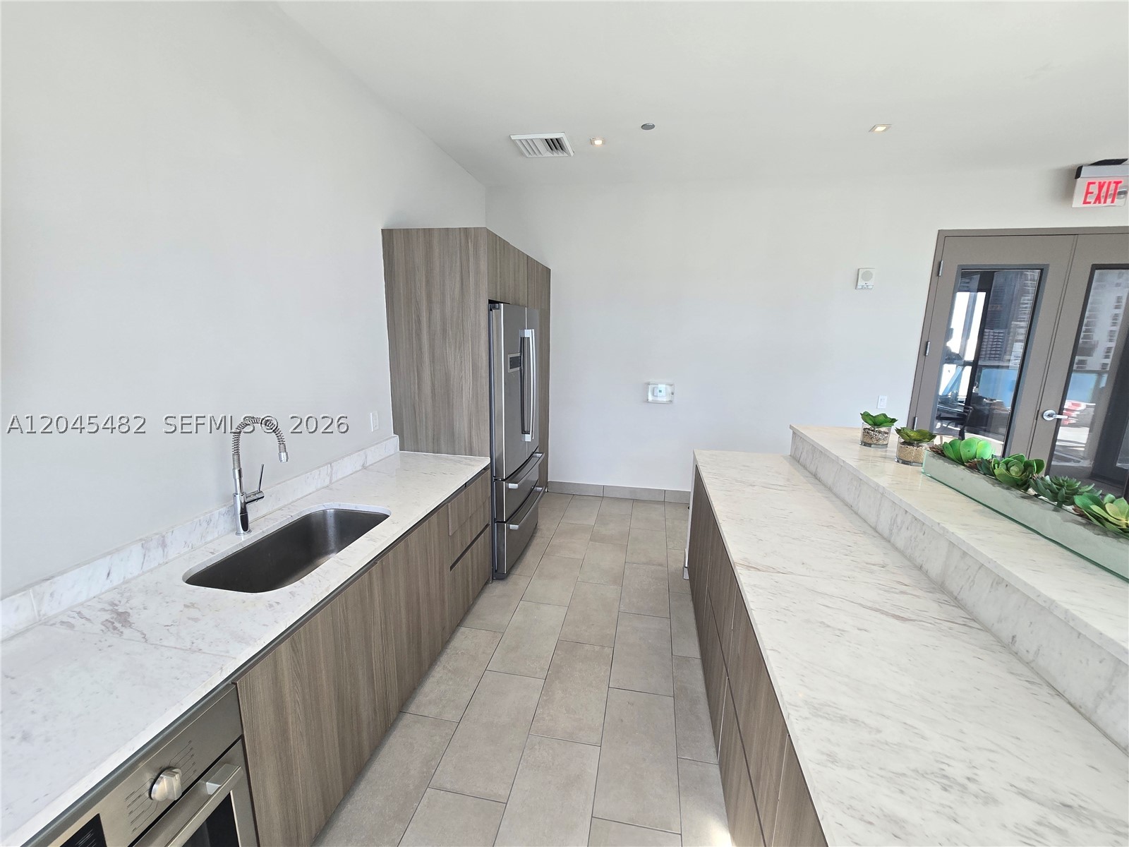 201 SW 17th Rd #611, Miami FL 33129