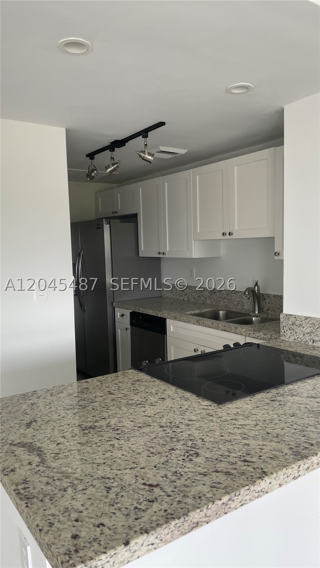 880 NE 69th St #5L, Miami FL 33138