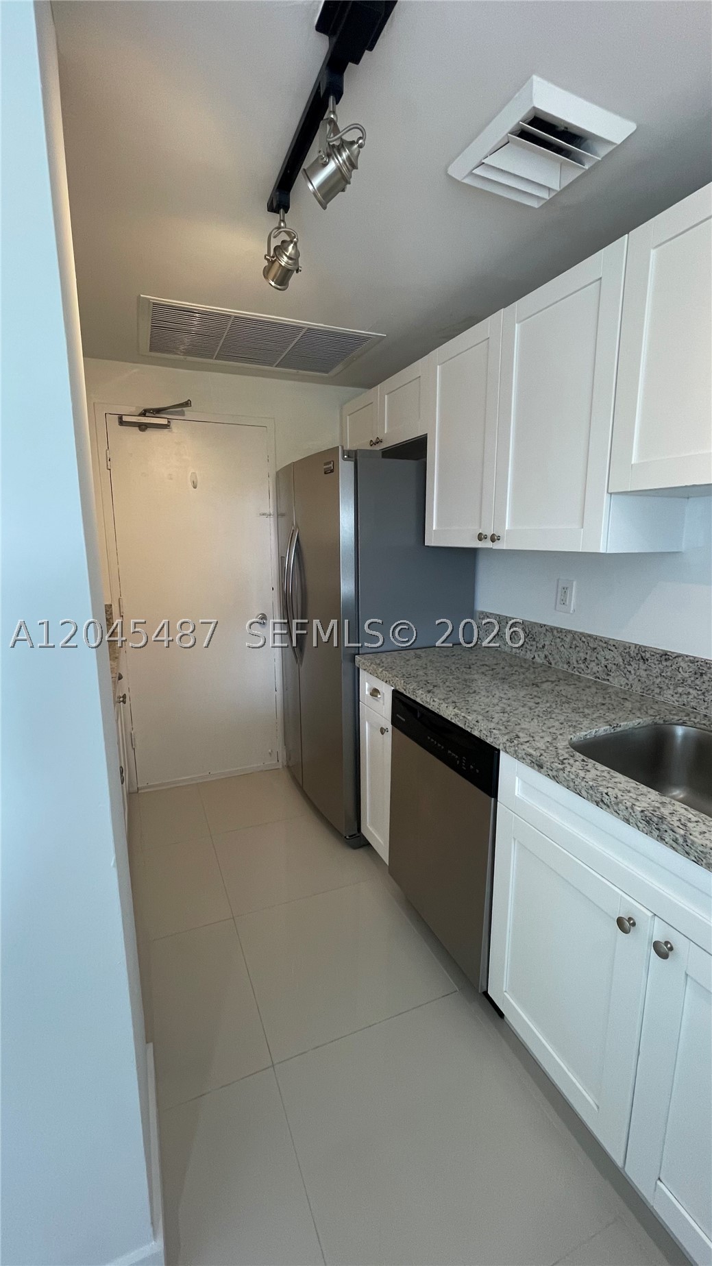 880 NE 69th St #5L, Miami FL 33138