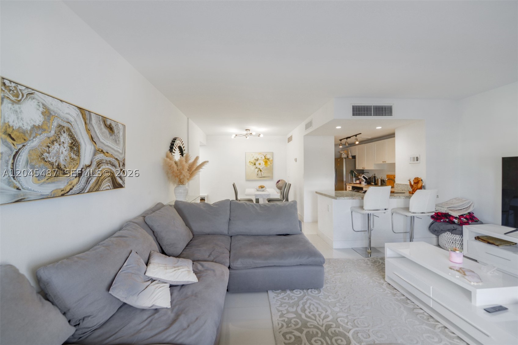 880 NE 69th St #5L, Miami FL 33138