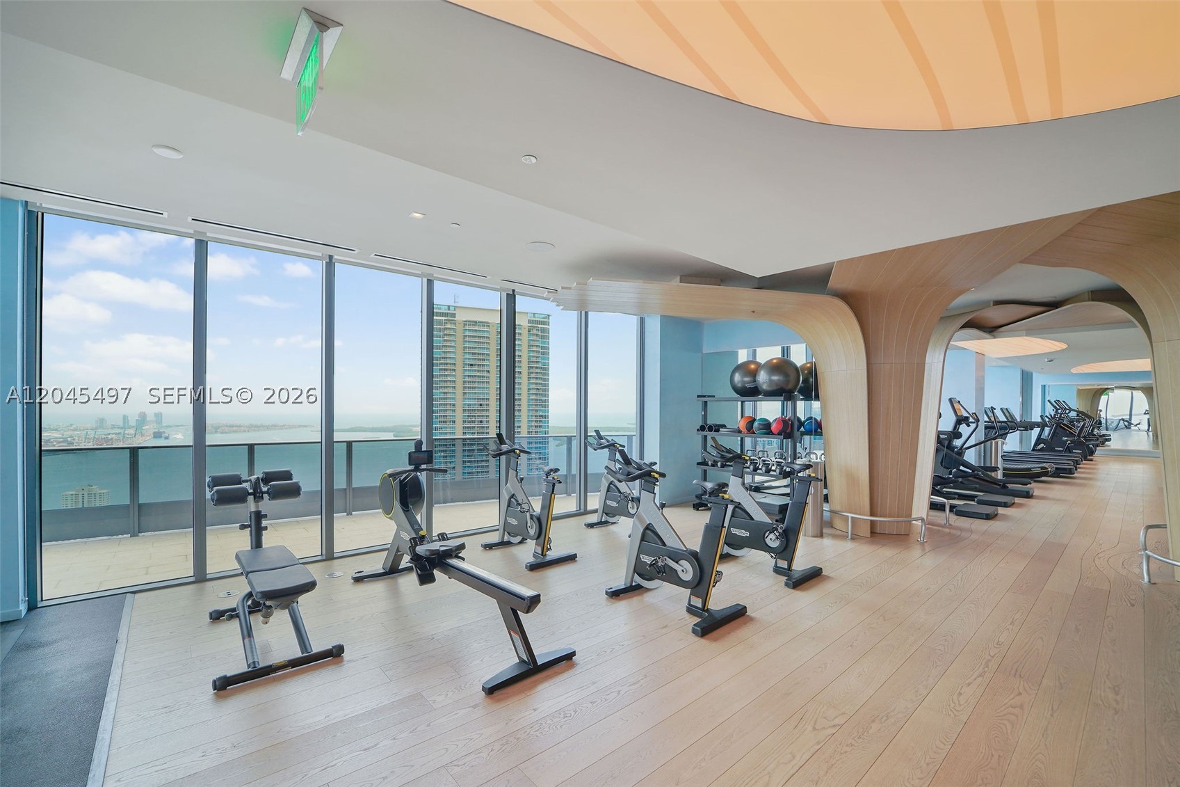 1000 Brickell Plz #PH5403, Miami FL 33131