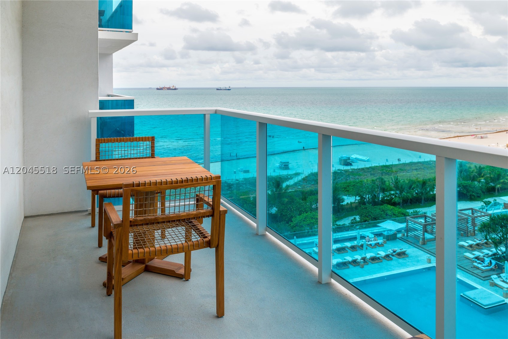 102 24th St #1110, Miami Beach FL 33139