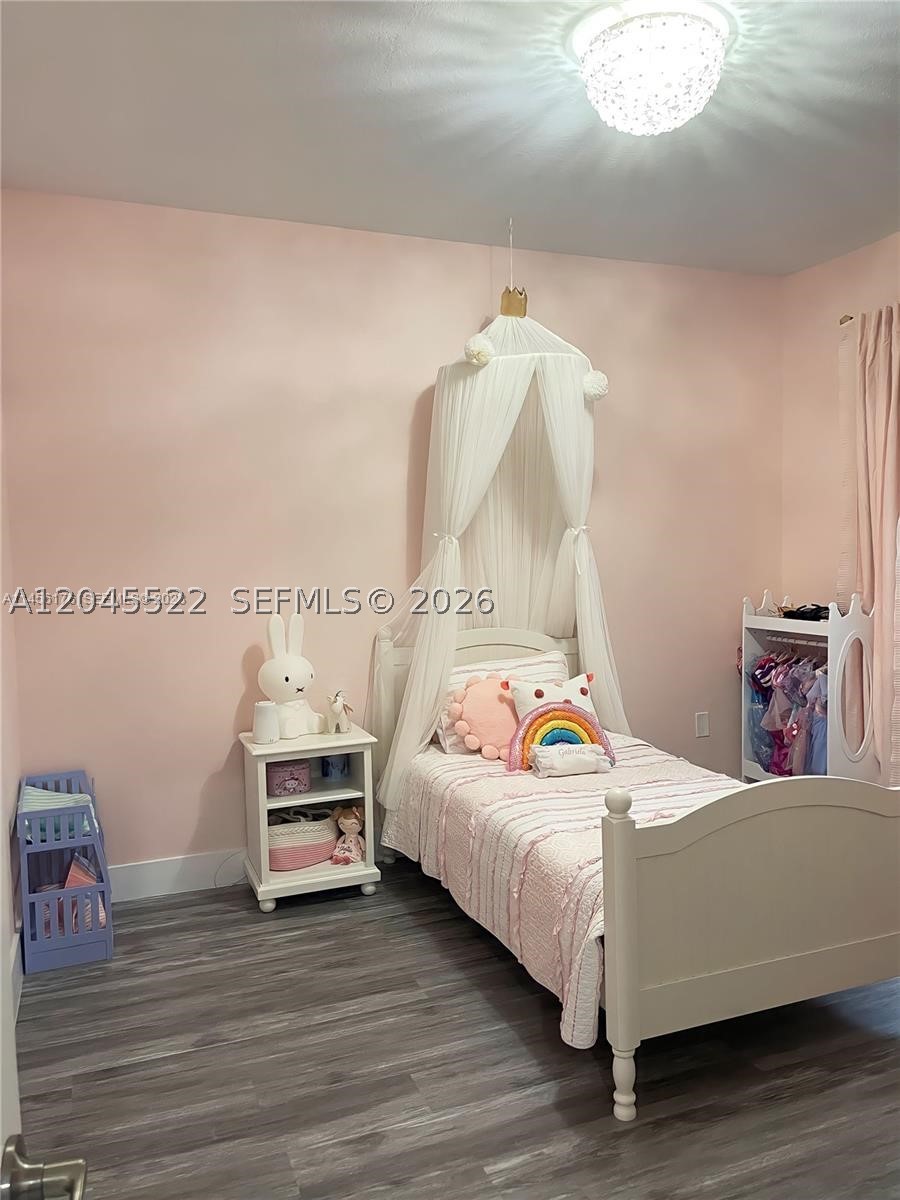 8719 W 33rd Ave, Hialeah FL 33018