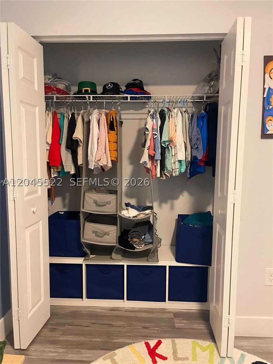8719 W 33rd Ave, Hialeah FL 33018