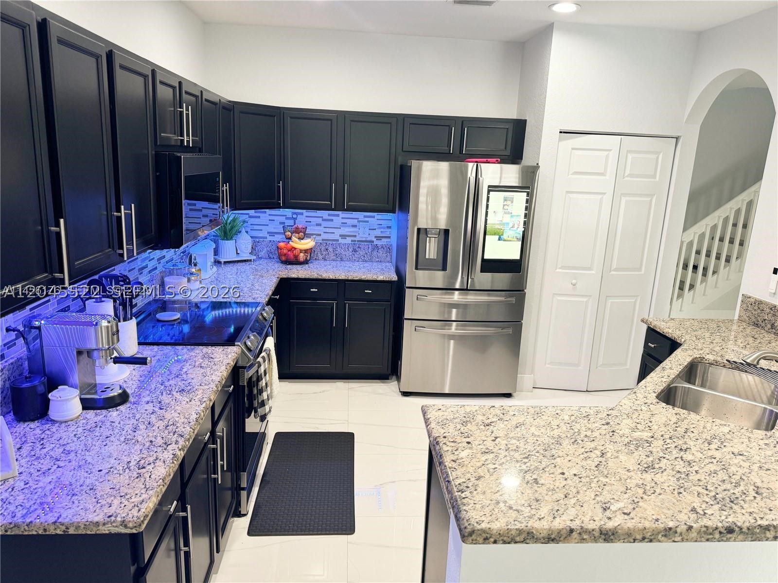 8719 W 33rd Ave, Hialeah FL 33018