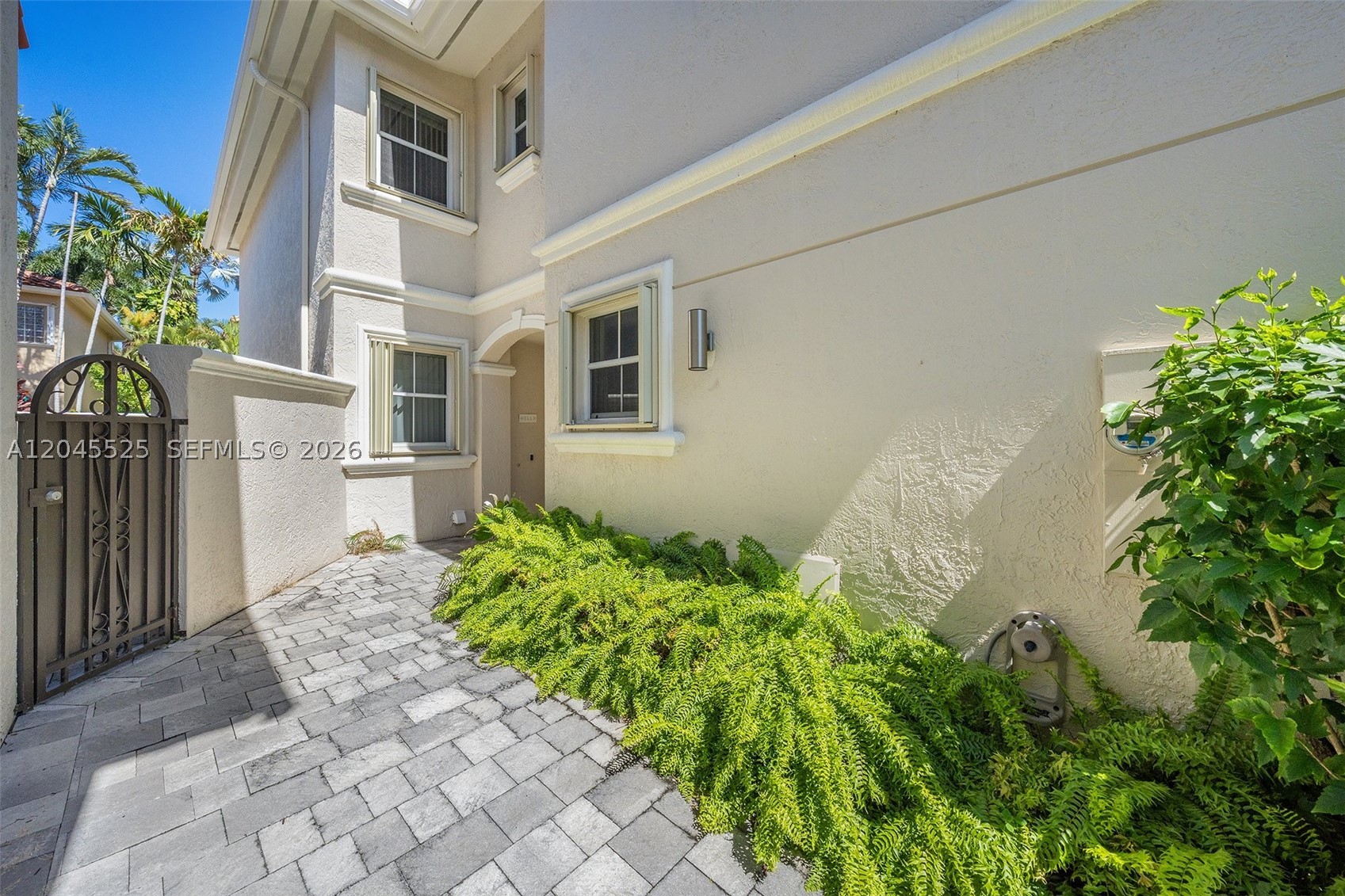 1549 Shoreline Way, Hollywood FL 33019