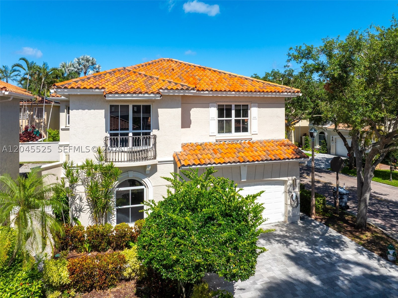 1549 Shoreline Way, Hollywood FL 33019