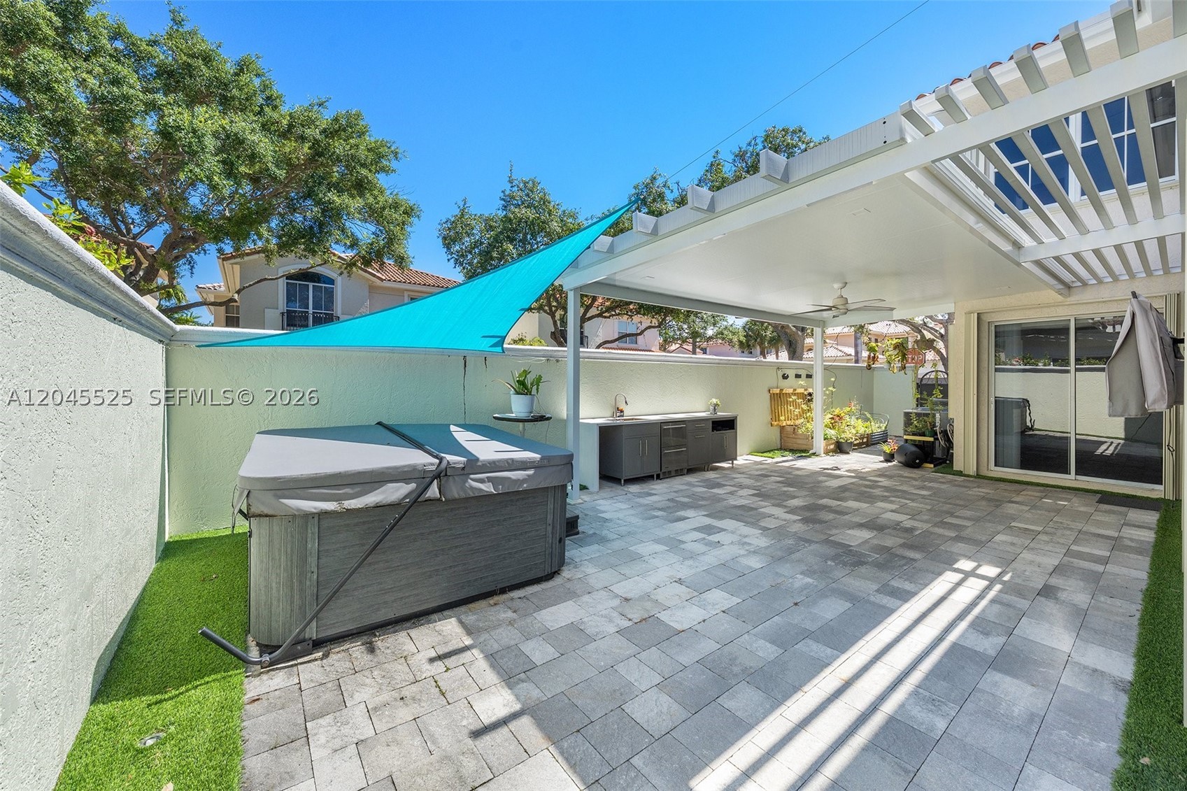 1549 Shoreline Way, Hollywood FL 33019