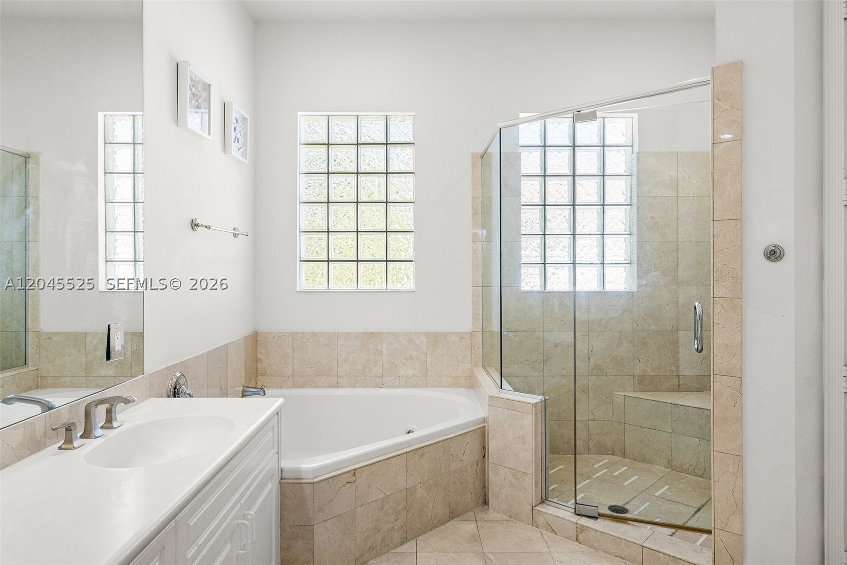 1549 Shoreline Way, Hollywood FL 33019