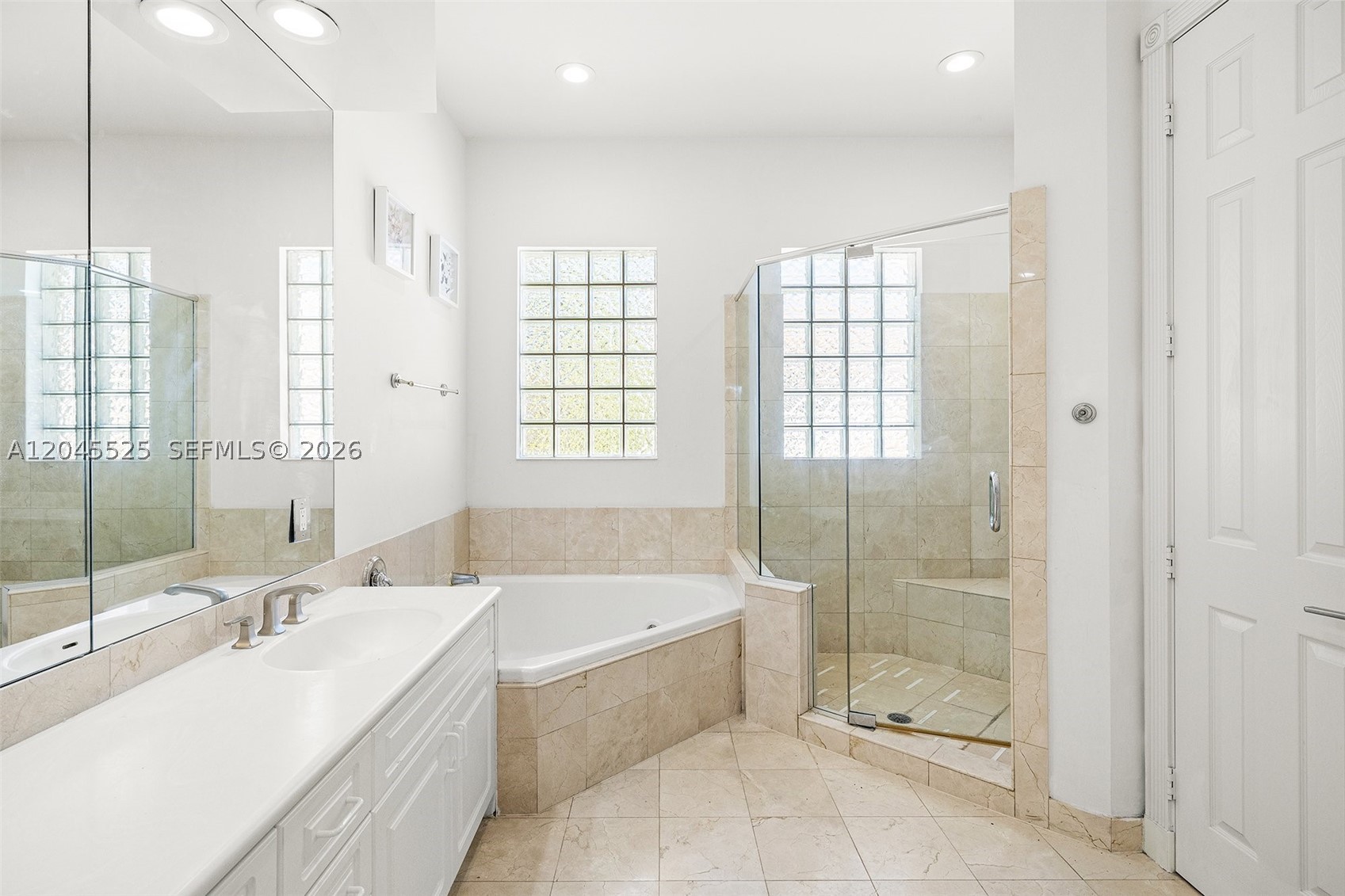 1549 Shoreline Way, Hollywood FL 33019